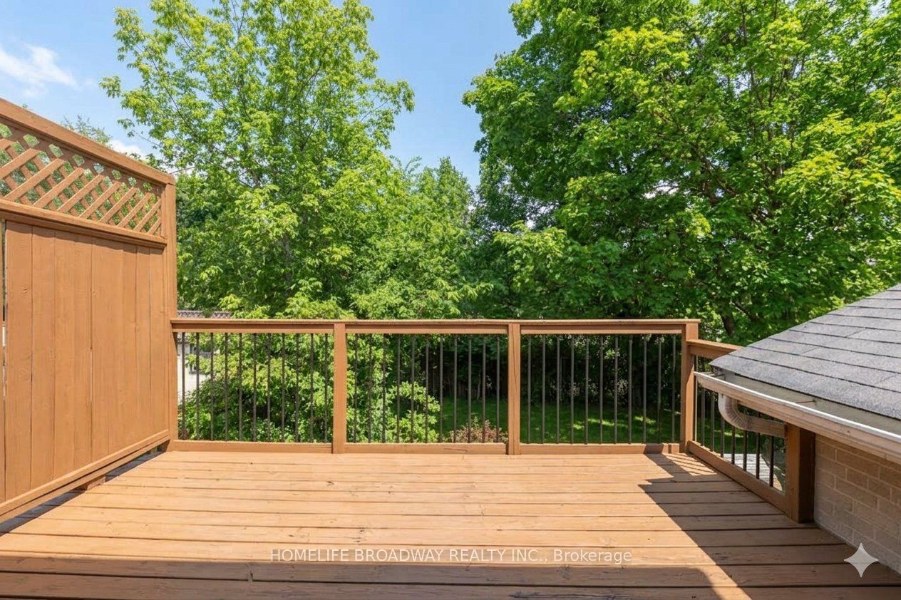 37 Millburn Drive Property Photo 26