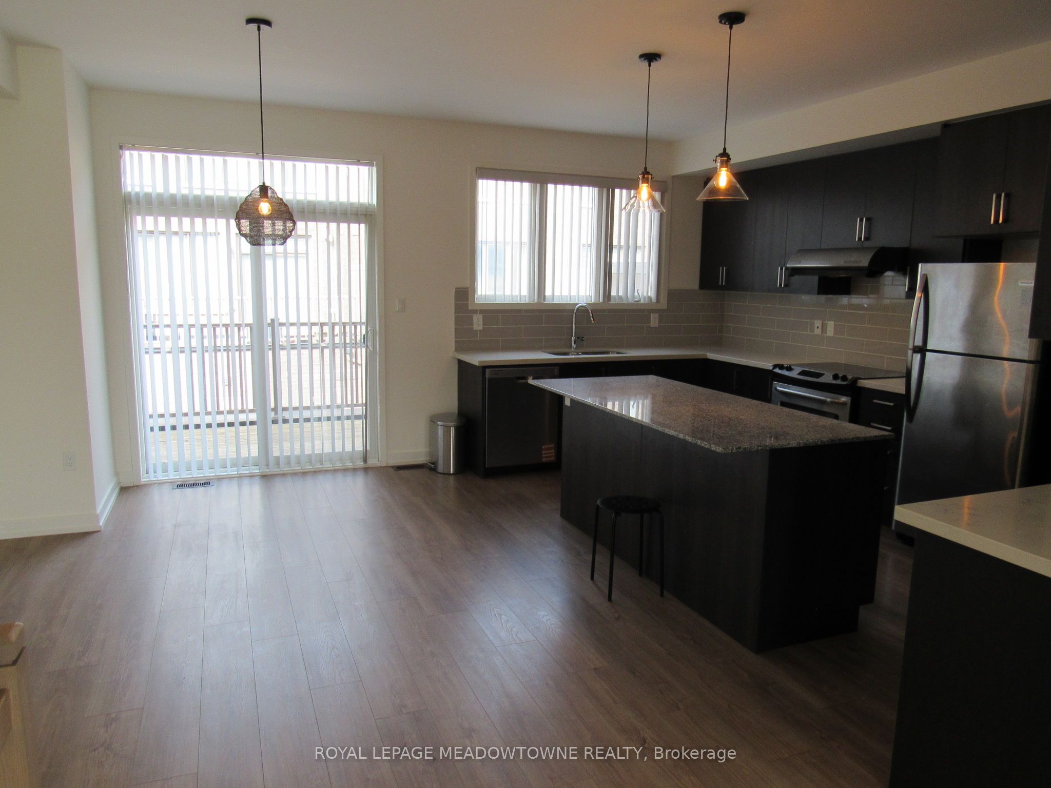3129 Ernest Appelbe Boulevard Property Photo 5