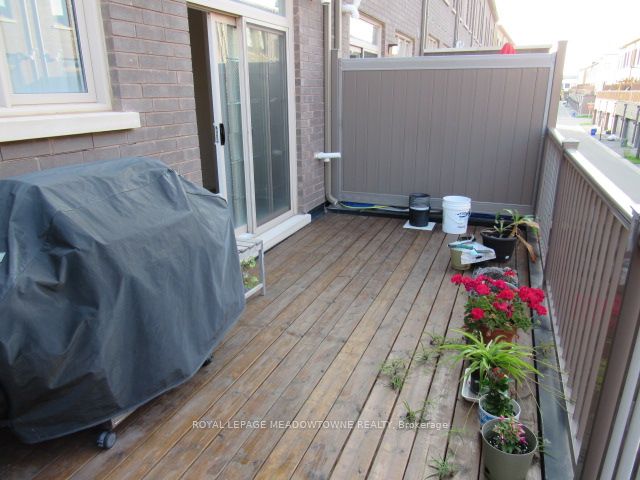 3129 Ernest Appelbe Boulevard Property Photo 18