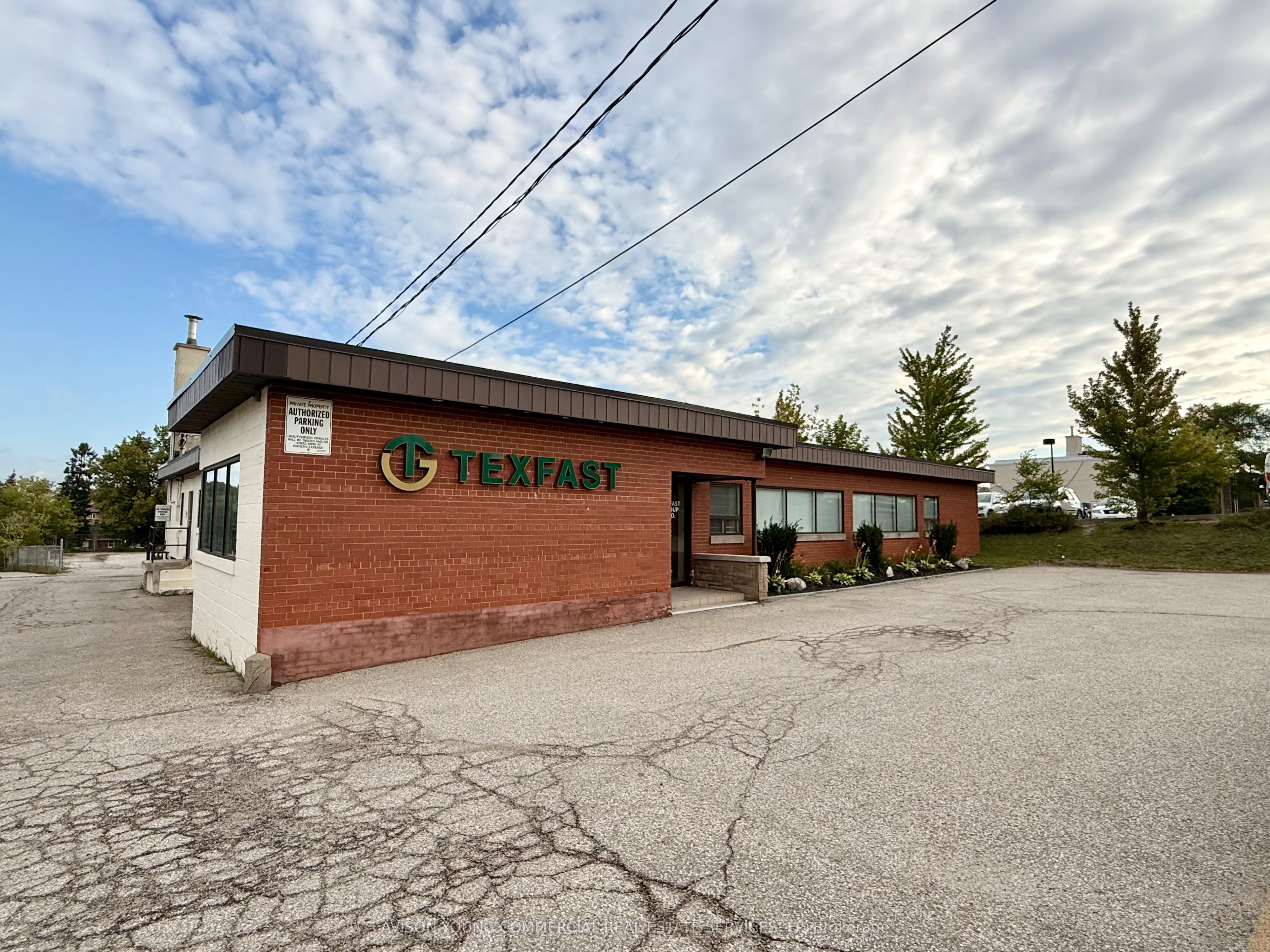 88 Tycos Drive Property Photo 1