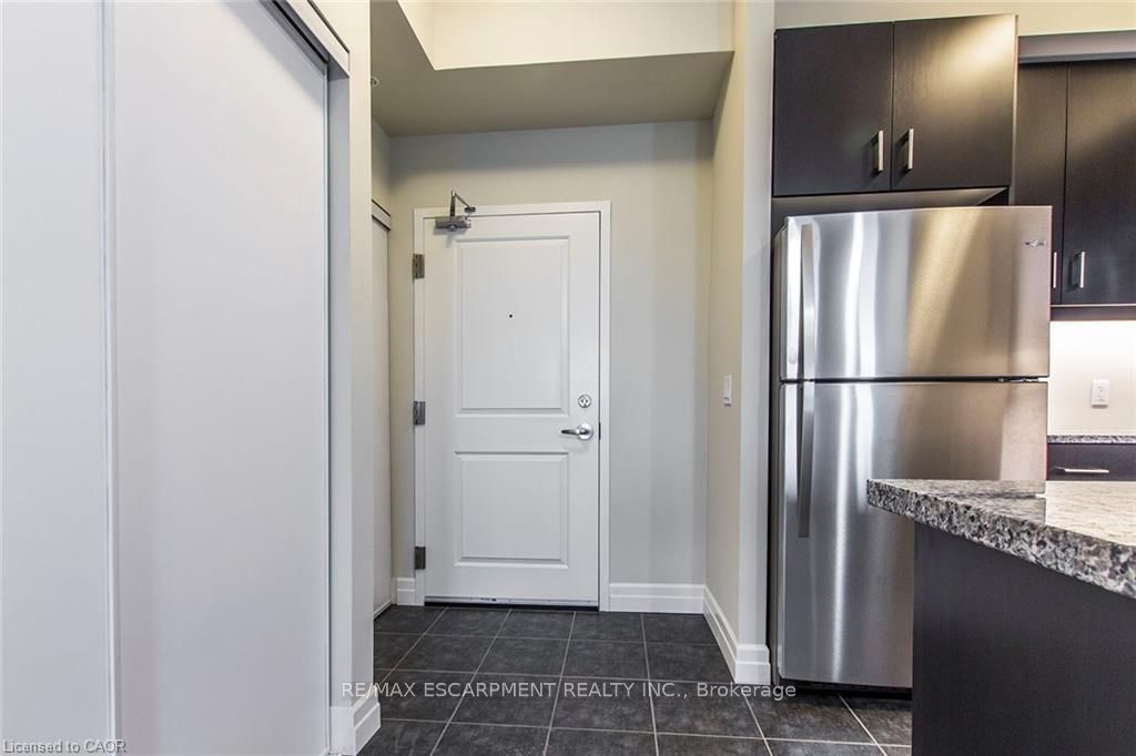 630 Sauve Street 325 Property Photo 6