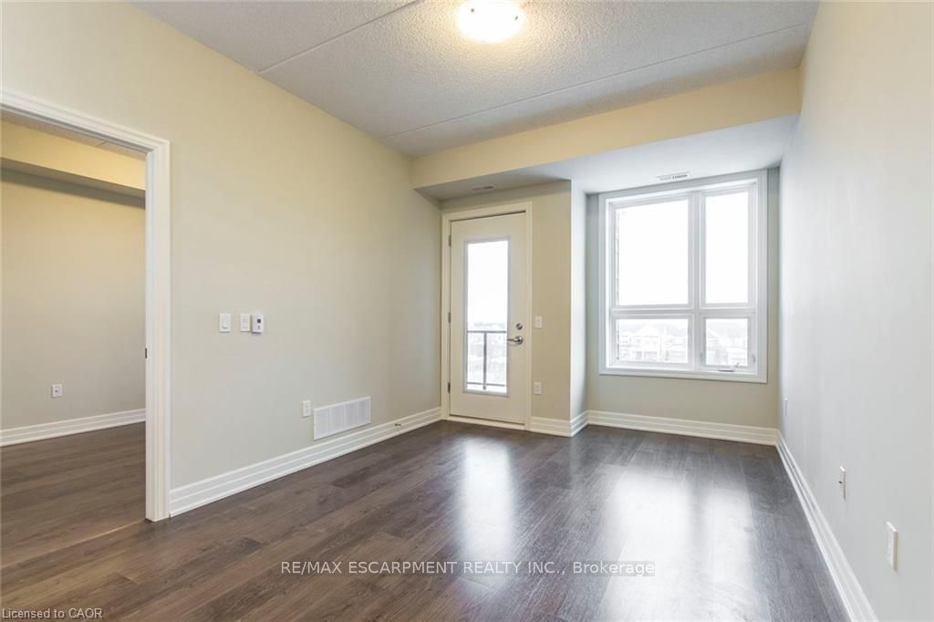 630 Sauve Street 325 Property Photo 16