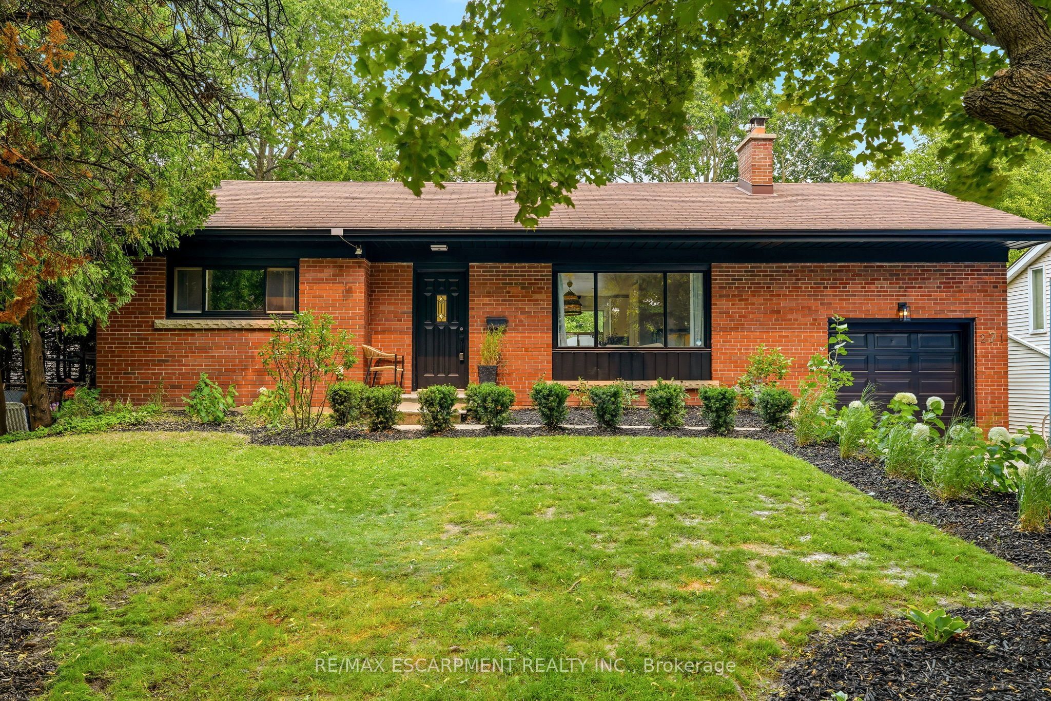 271 Linden Avenue