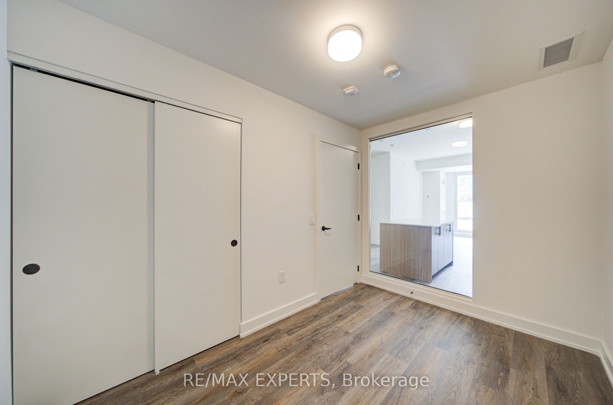 2475 Old Bronte Road 516 Property Photo 30