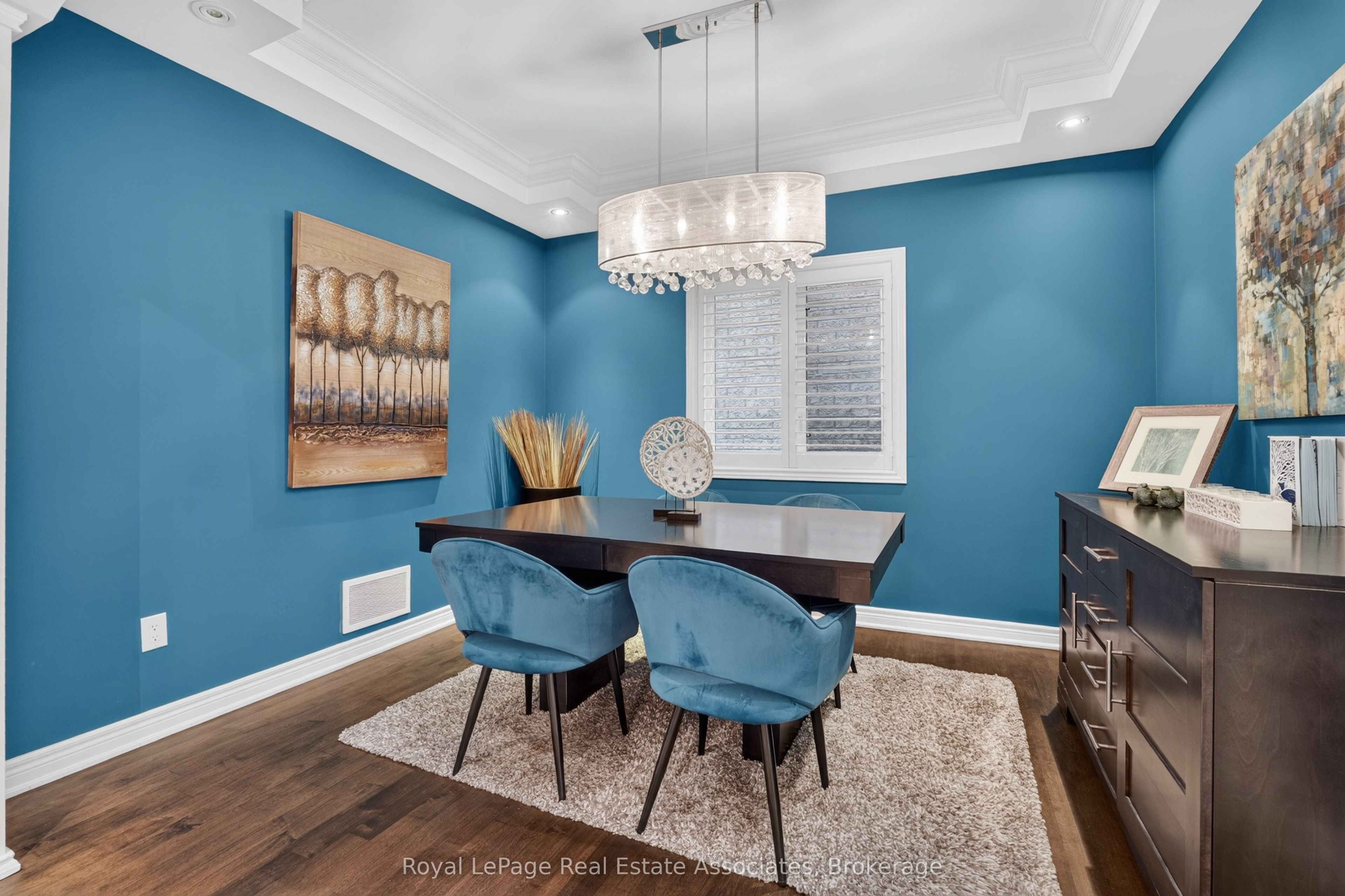 2320 Wuthering Heights Way Property Photo 4