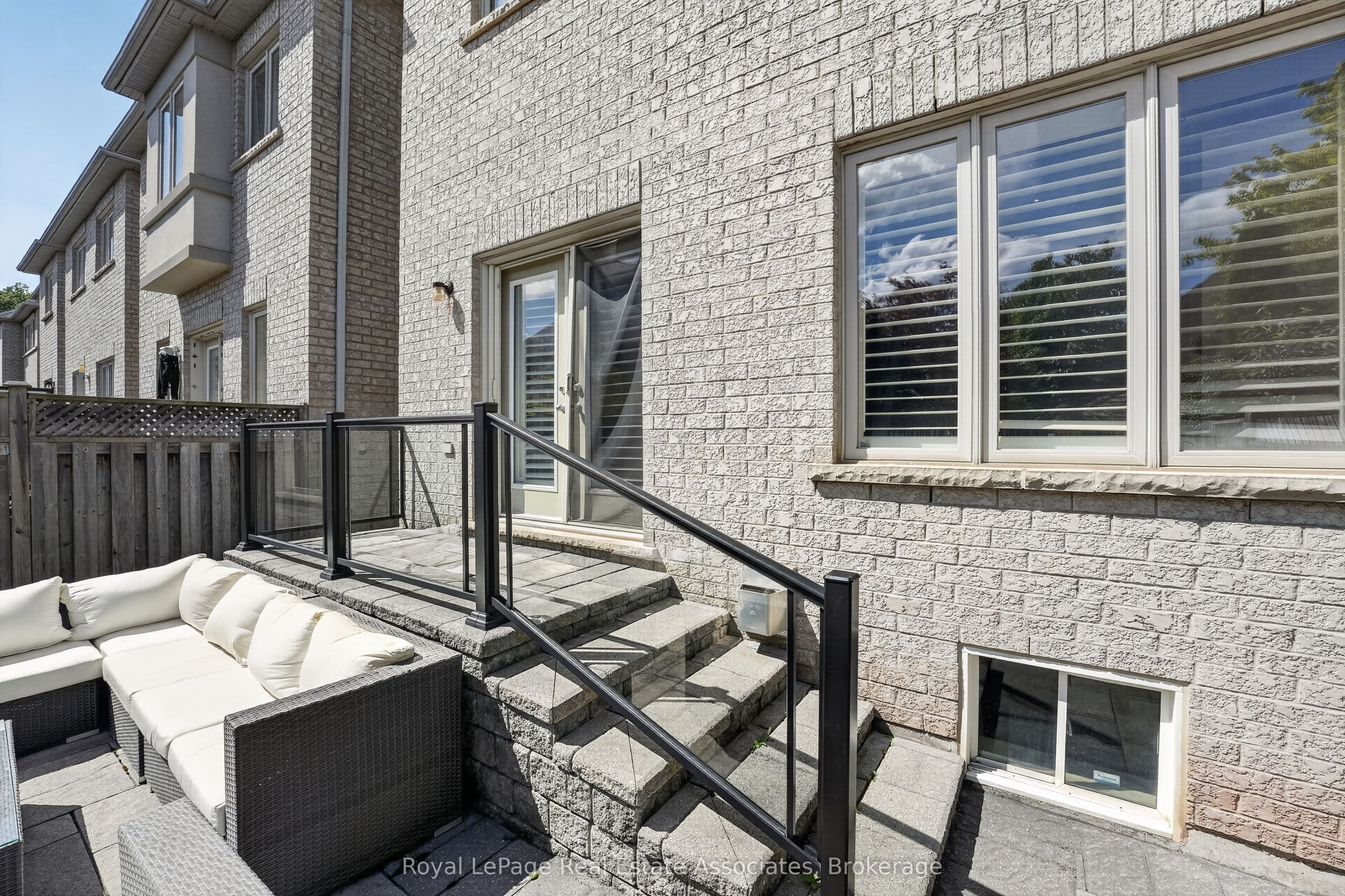 2320 Wuthering Heights Way Property Photo 17