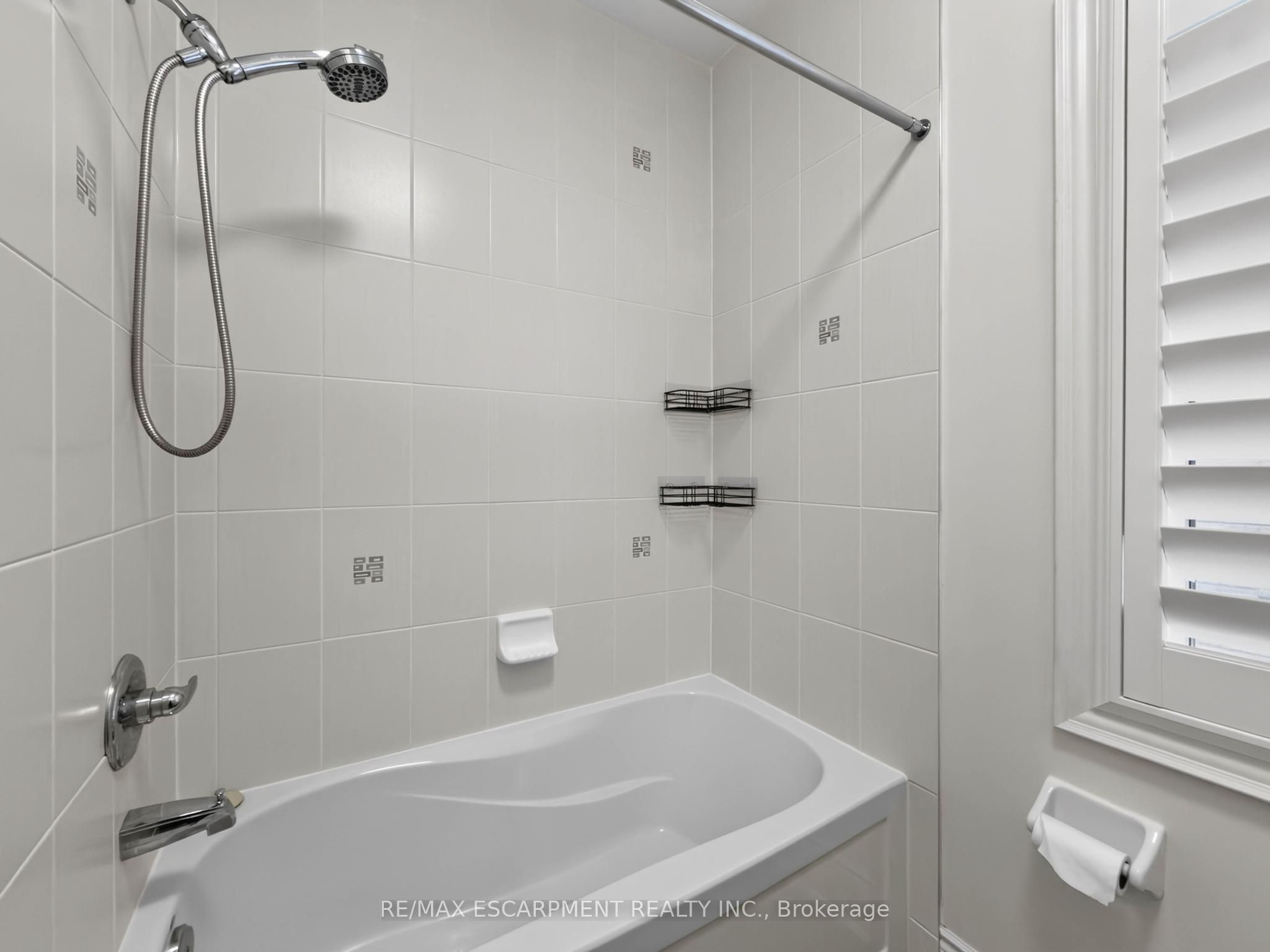 2121 Blackforest Crescent Property Photo 36
