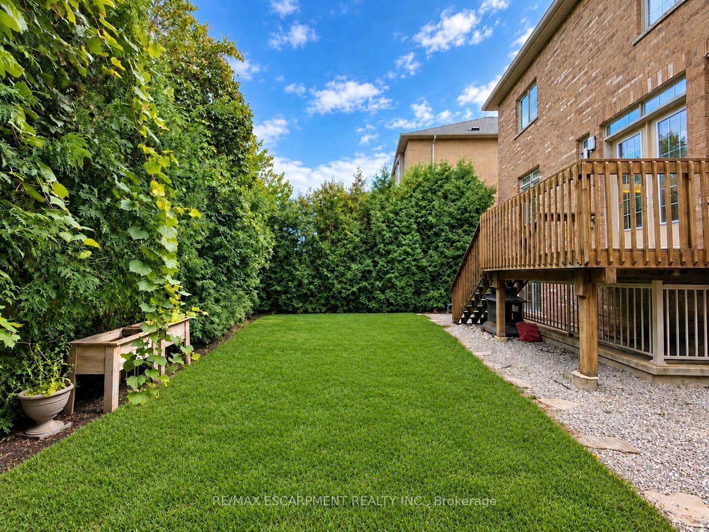 2121 Blackforest Crescent Property Photo 50