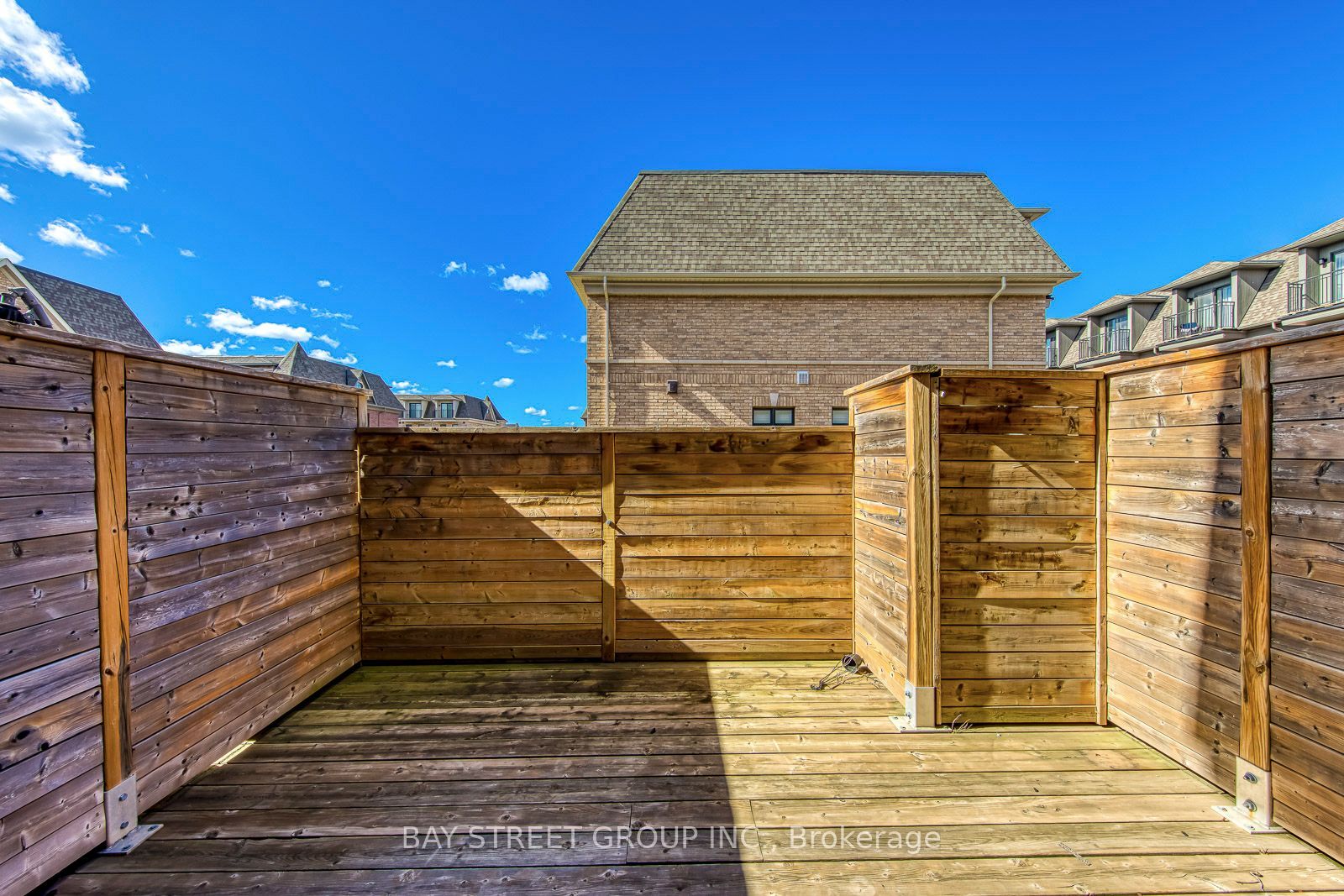 2172 Trafalgar Road #14 Property Photo 12