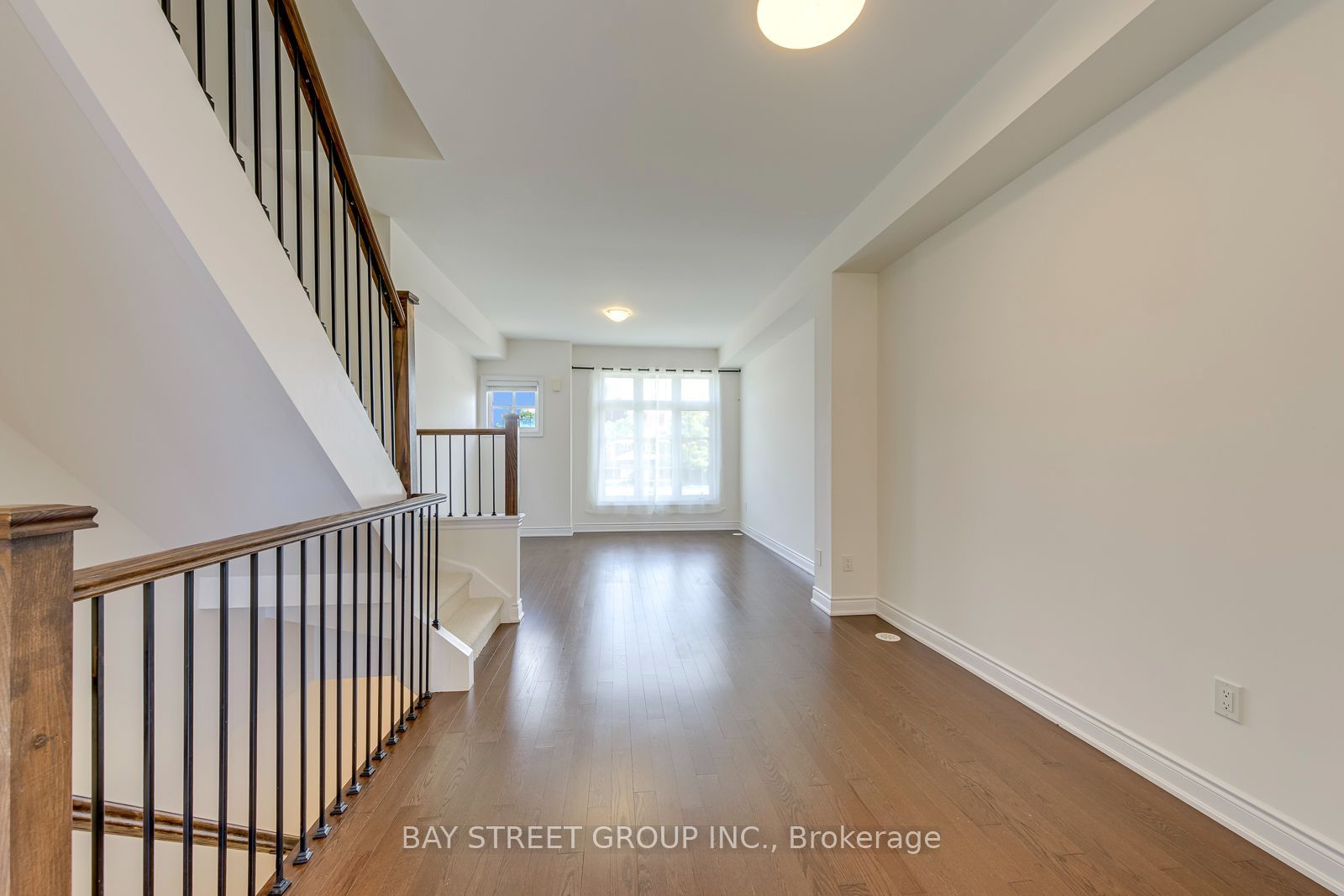 2172 Trafalgar Road #14 Property Photo 13