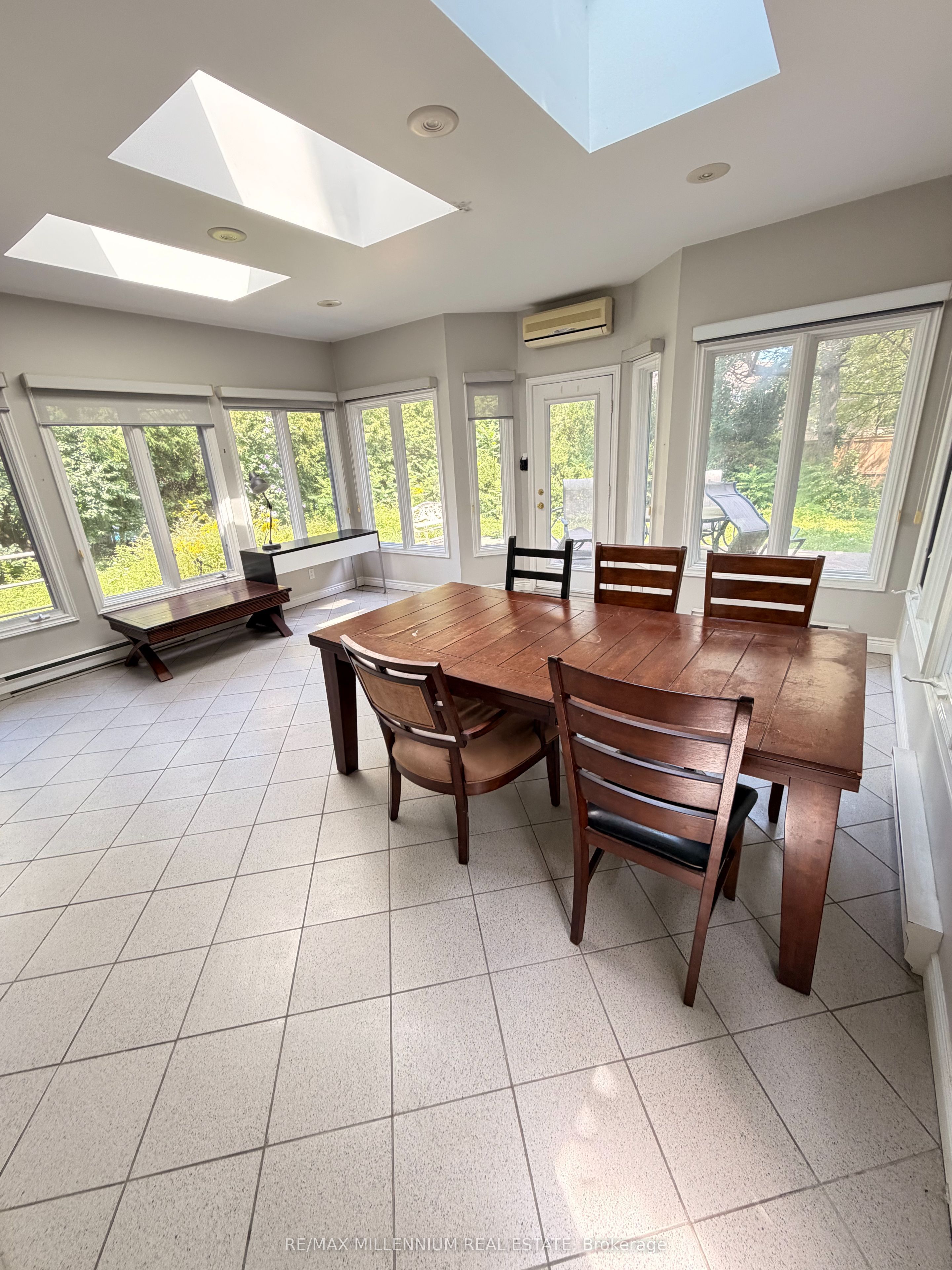 3501 Kingbird Court Property Photo 10