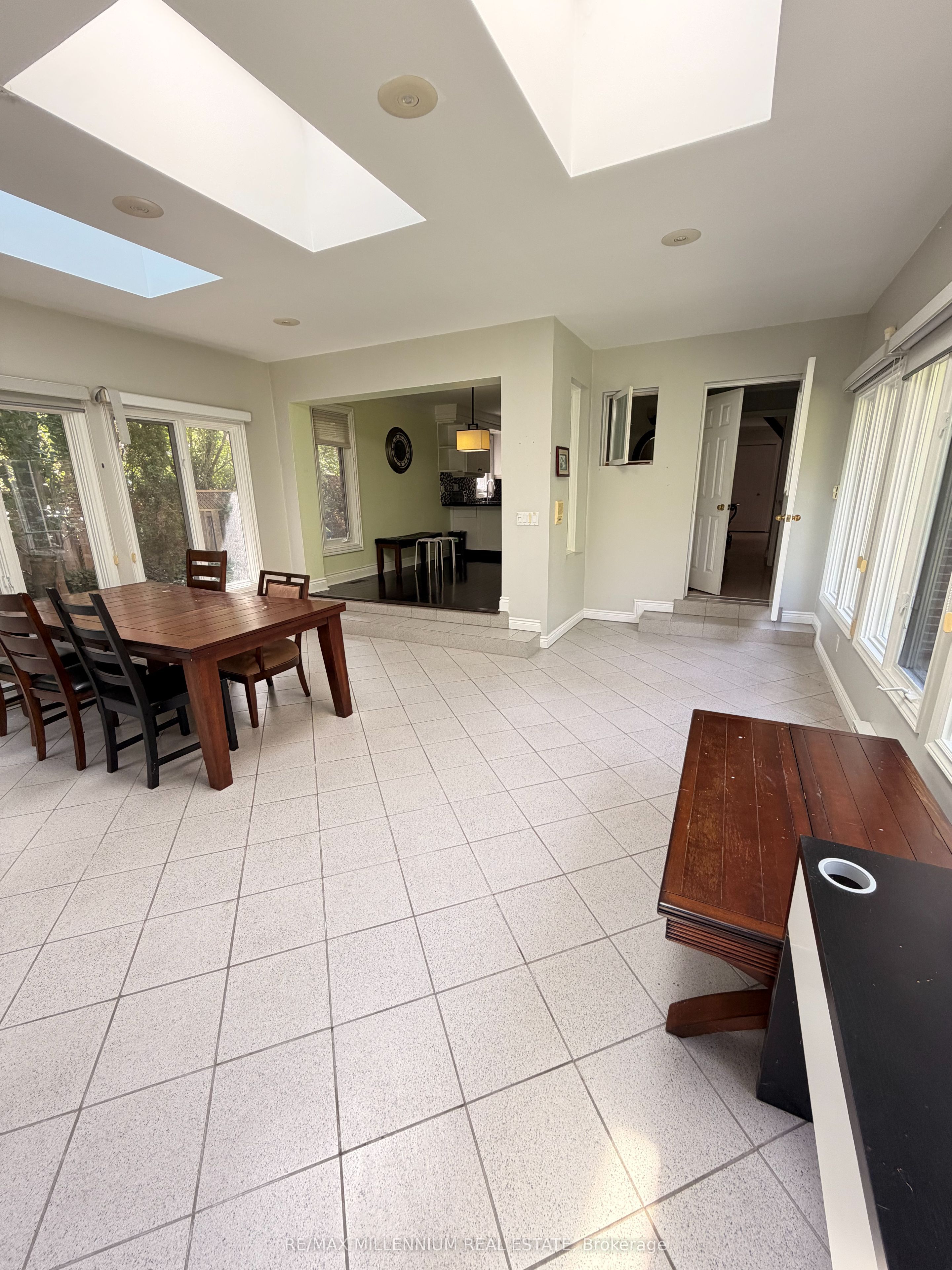 3501 Kingbird Court Property Photo 11