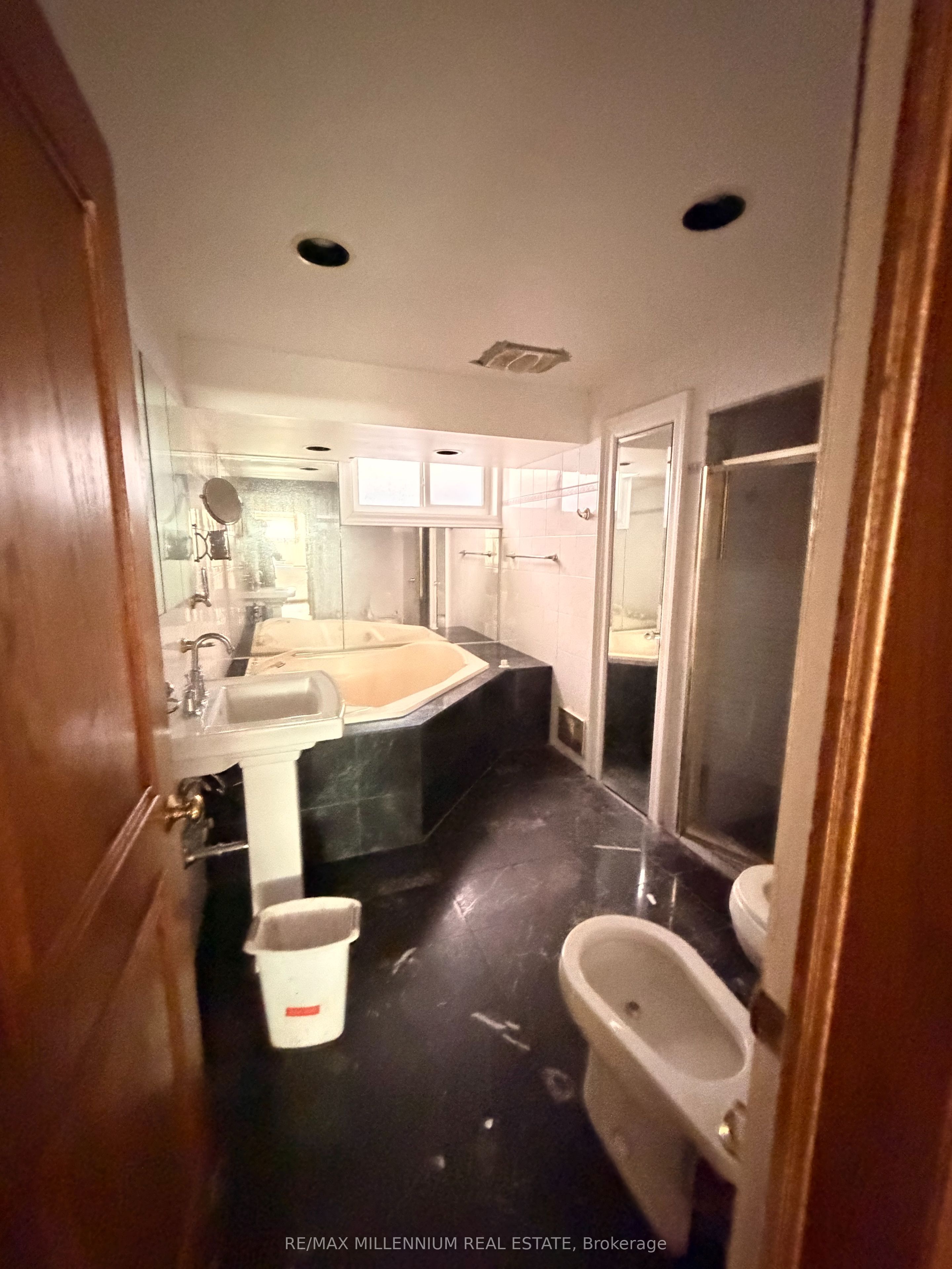 3501 Kingbird Court Property Photo 30
