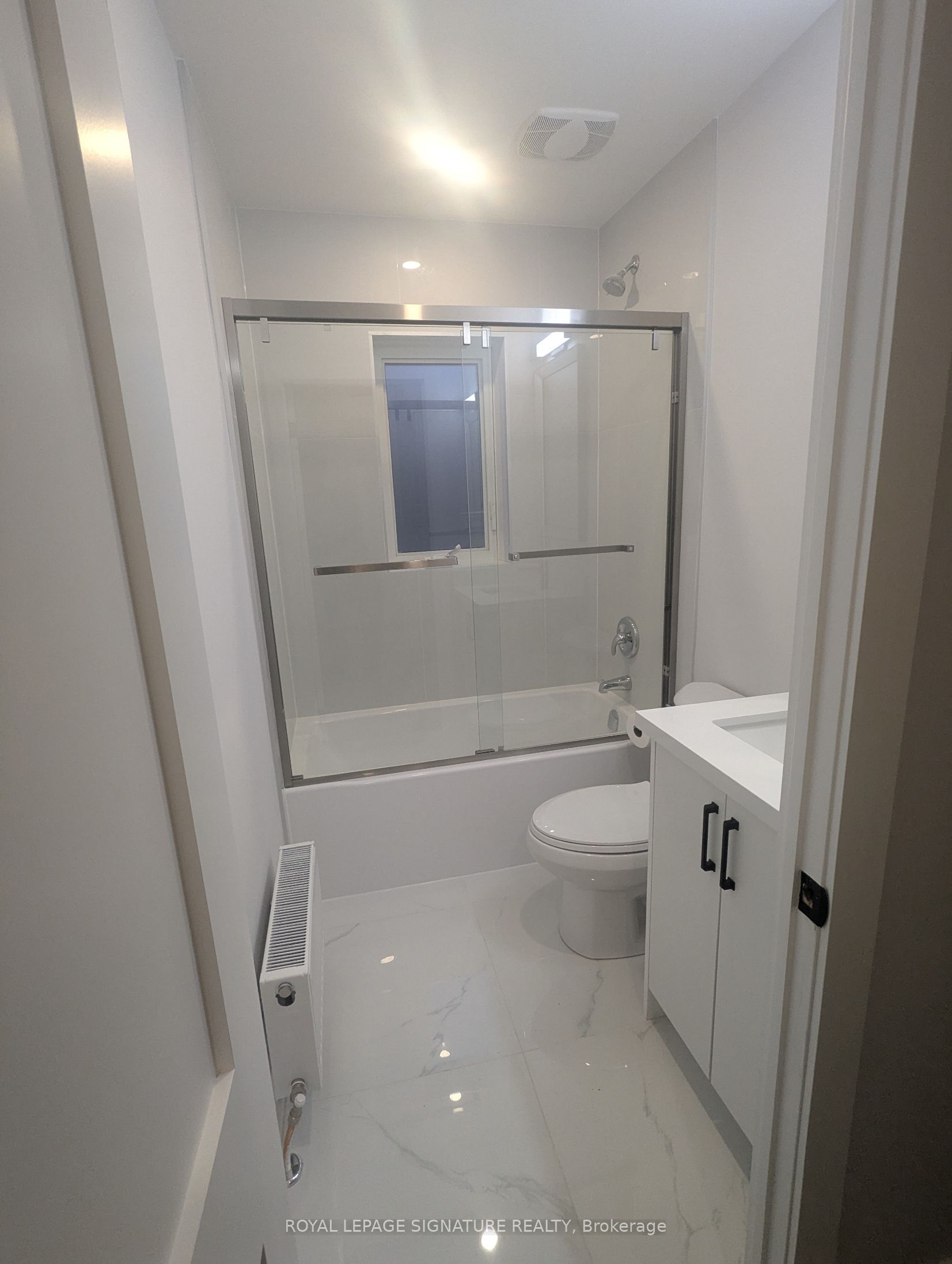 28 Leduc Drive 1 Property Photo 7