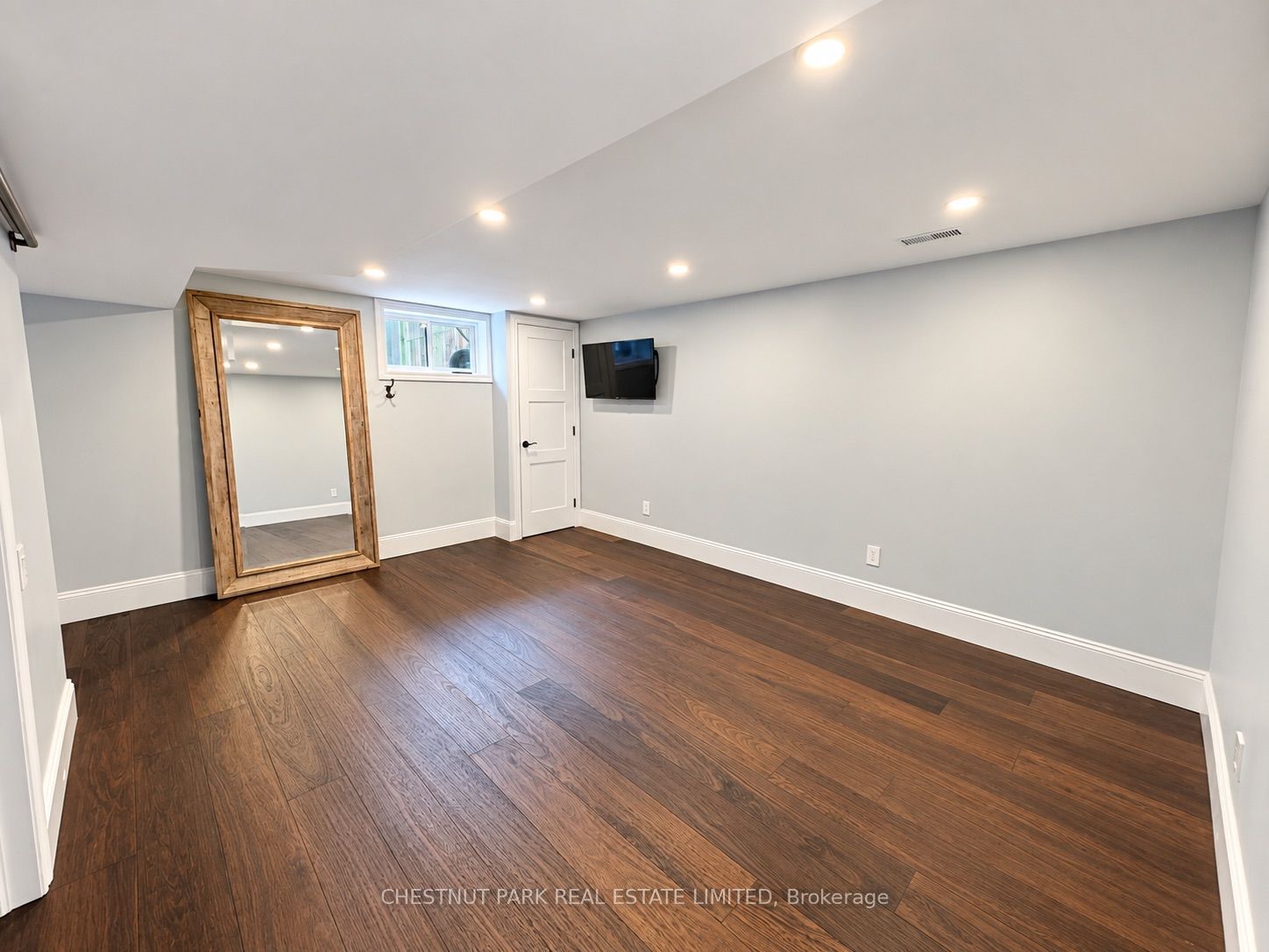 4380 Spruce Avenue Property Photo 34