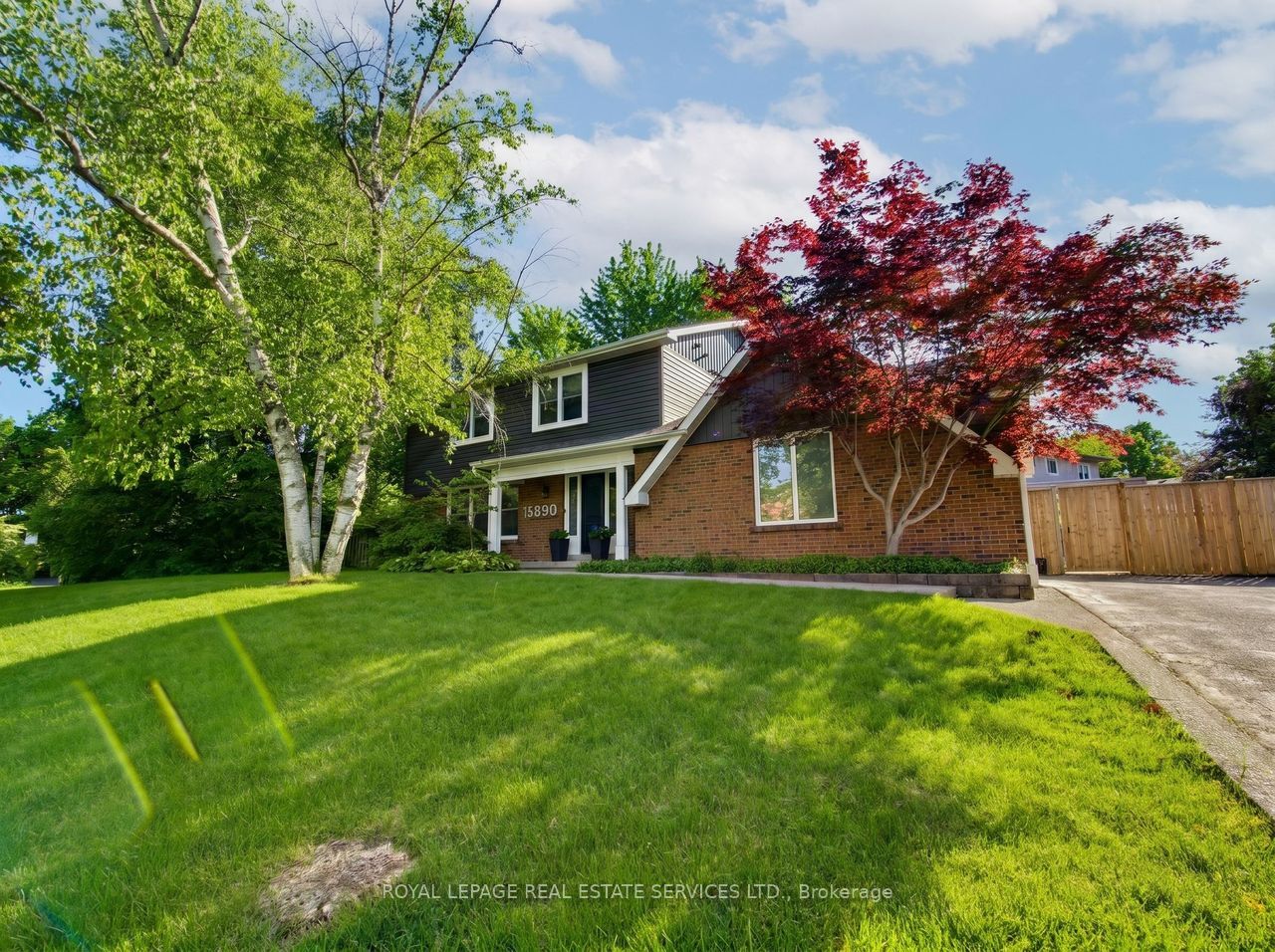 1390 Peerless Court Property Photo 3