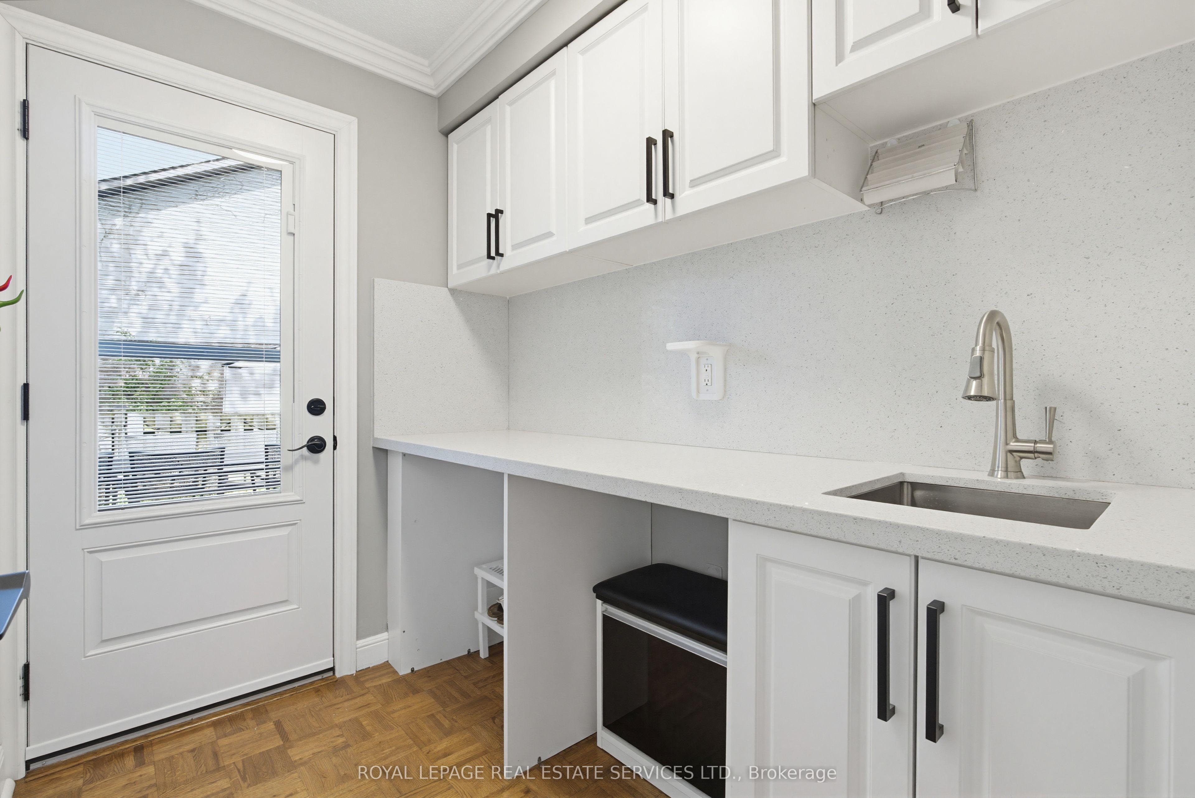 1390 Peerless Court Property Photo 21