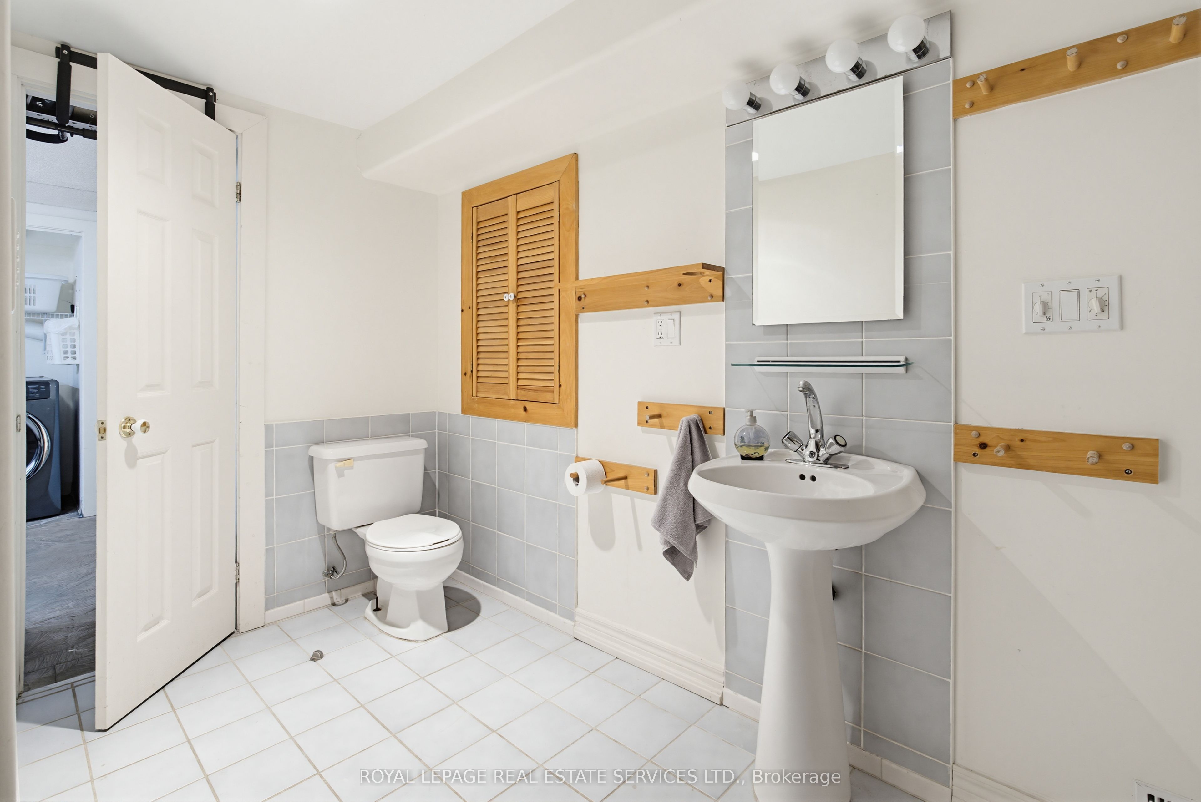 1390 Peerless Court Property Photo 30
