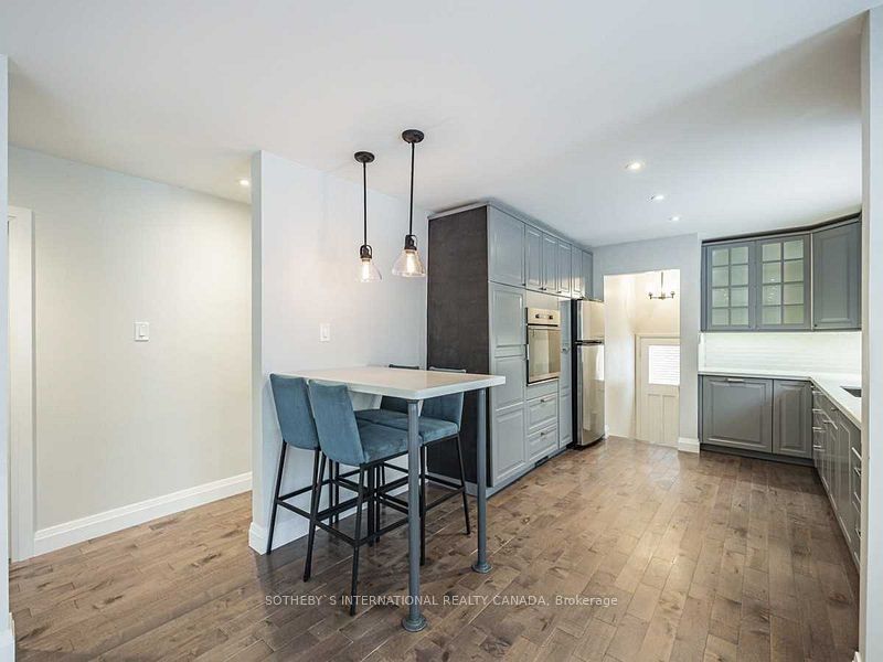525 Dynes Road Property Photo 9