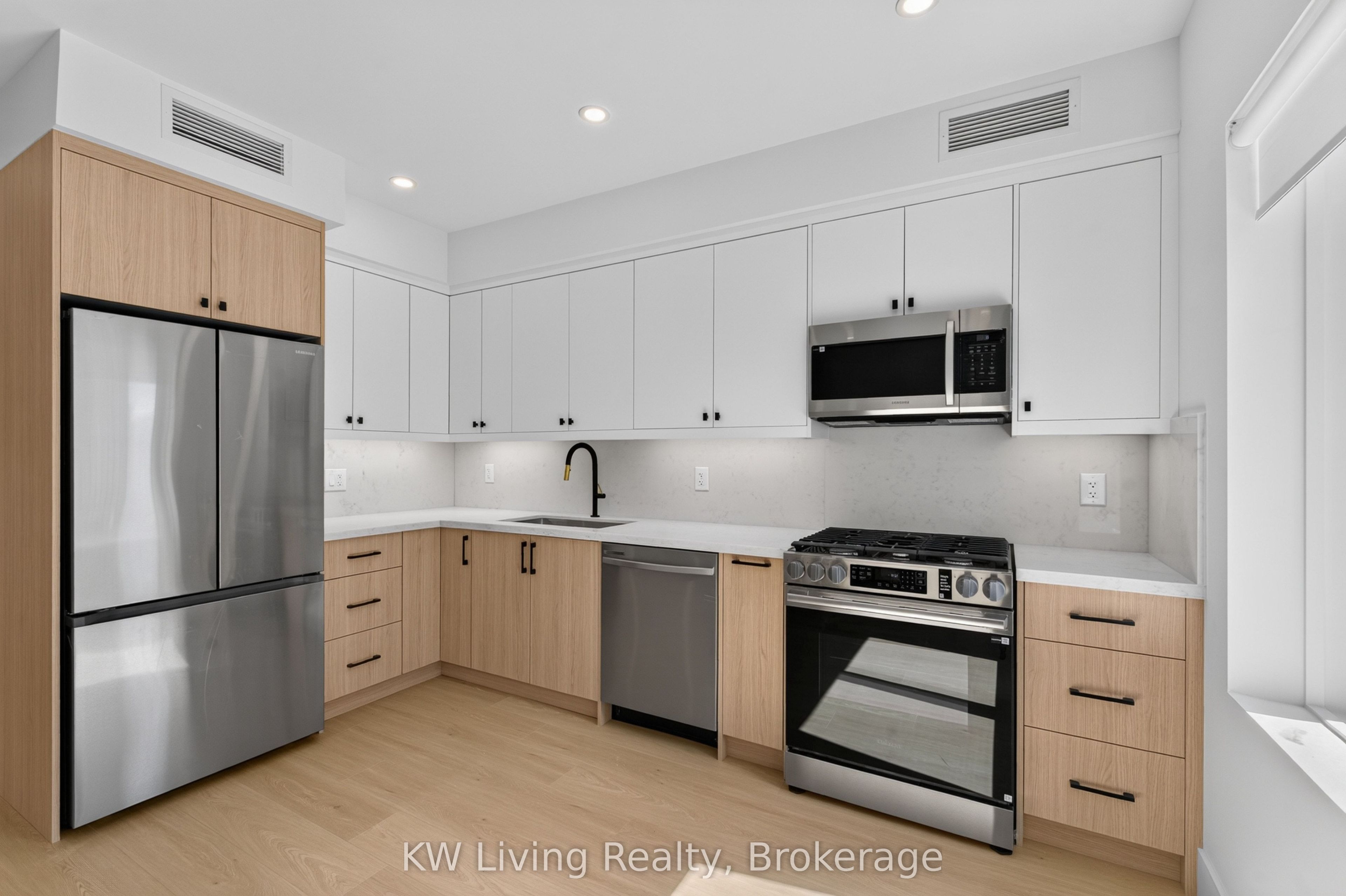 96 Belgravia Avenue Property Photo 6