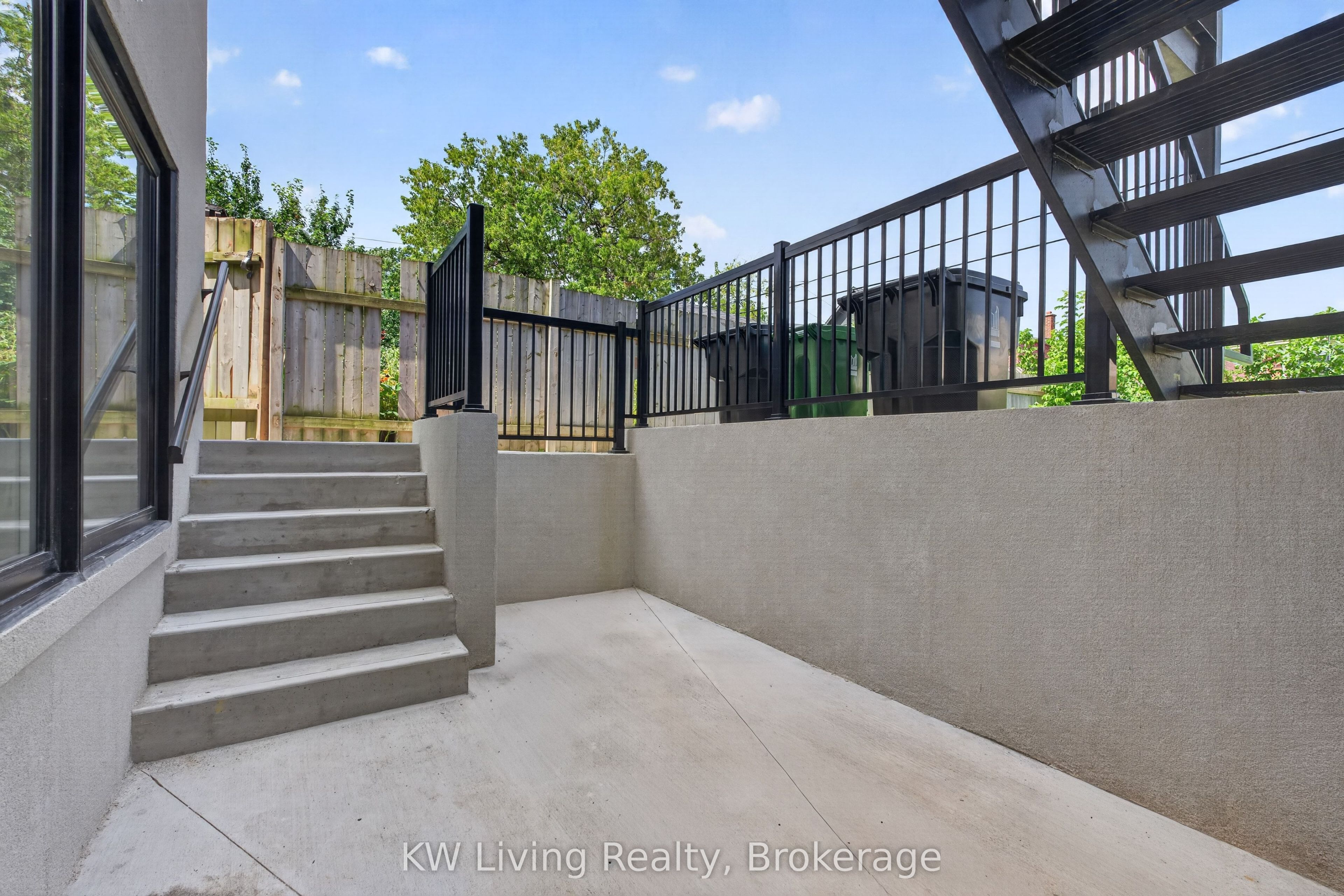 96 Belgravia Avenue Property Photo 20