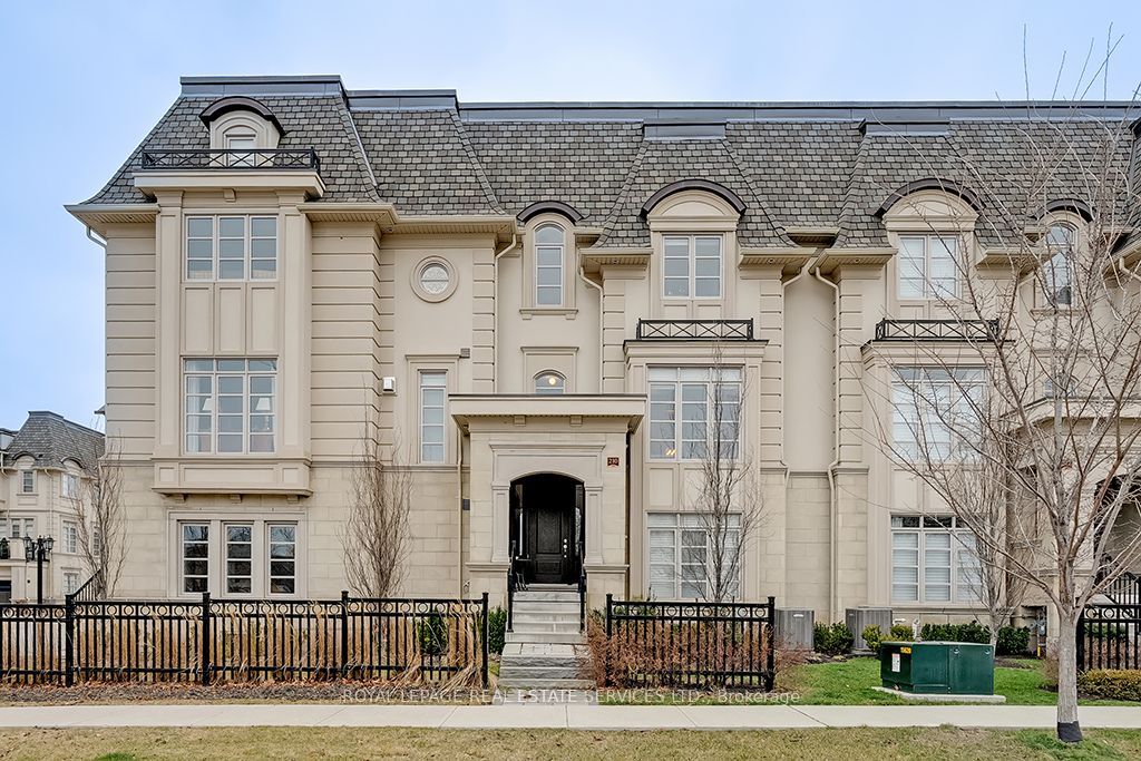 210 DORVAL Drive Property Photo 1