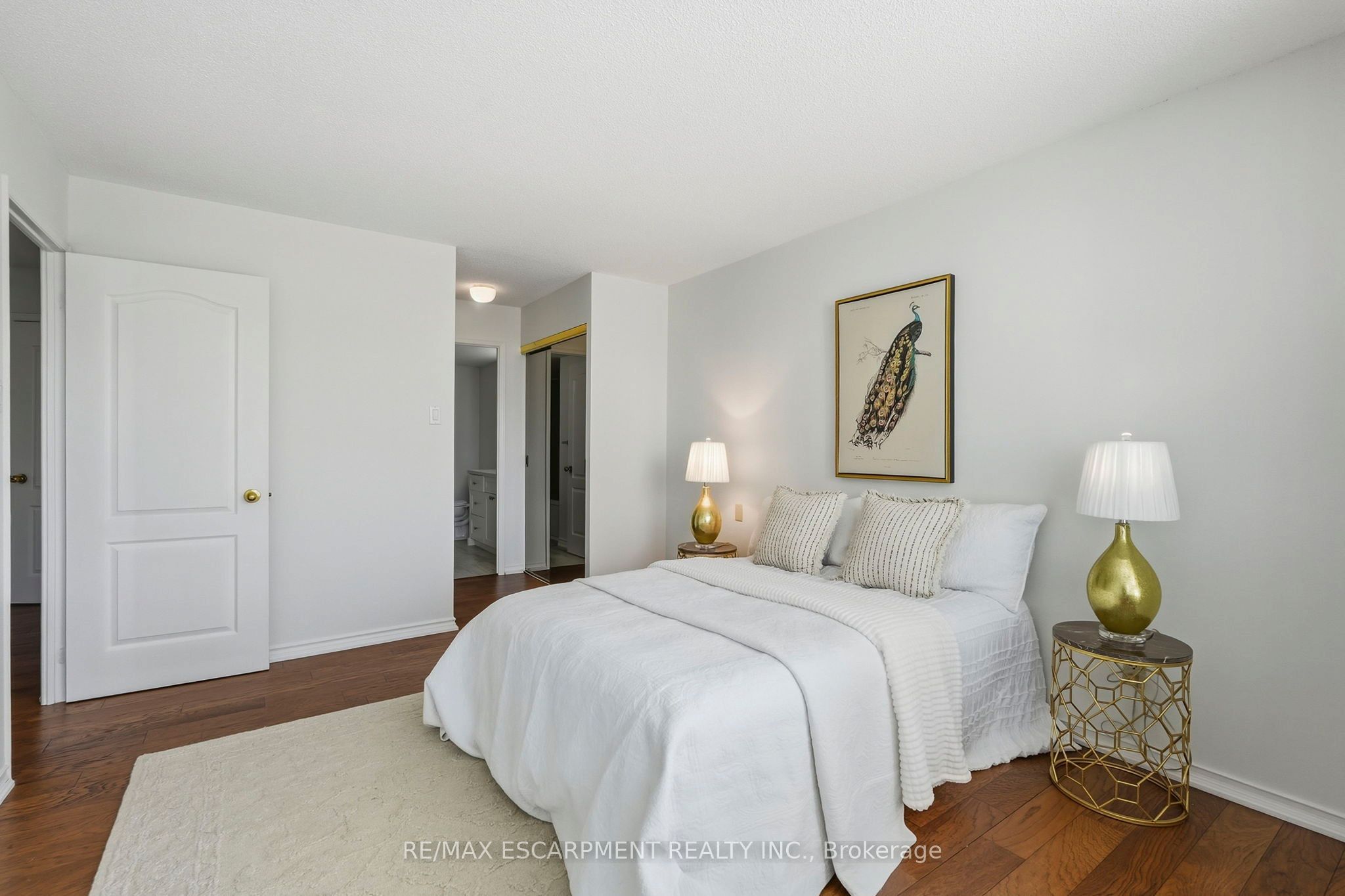 100 Millside Drive 403 Property Photo 24