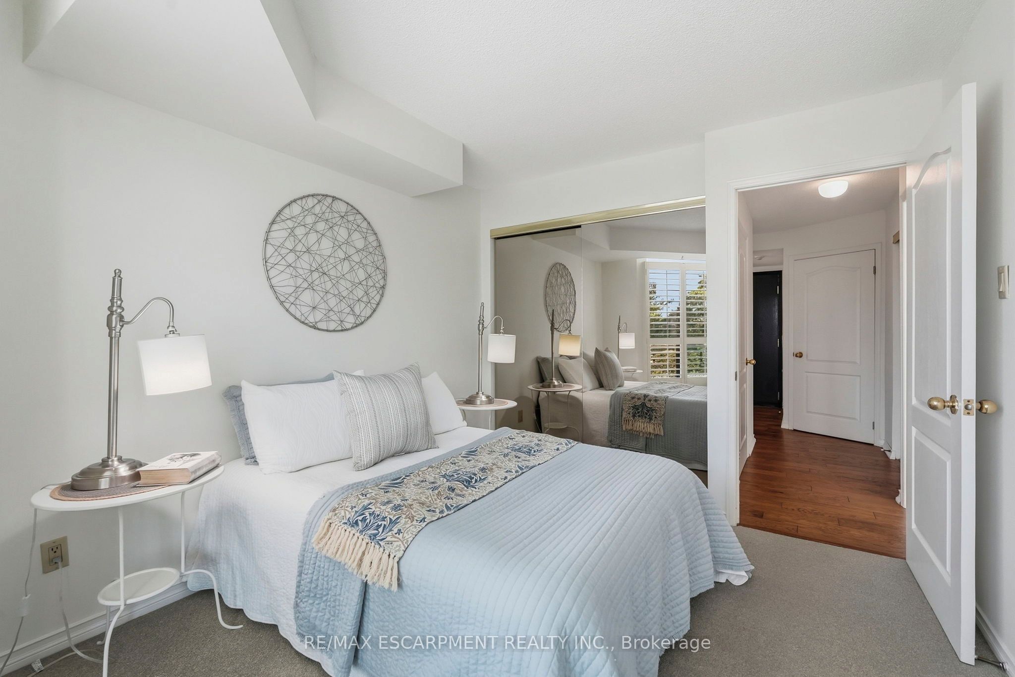100 Millside Drive 403 Property Photo 29