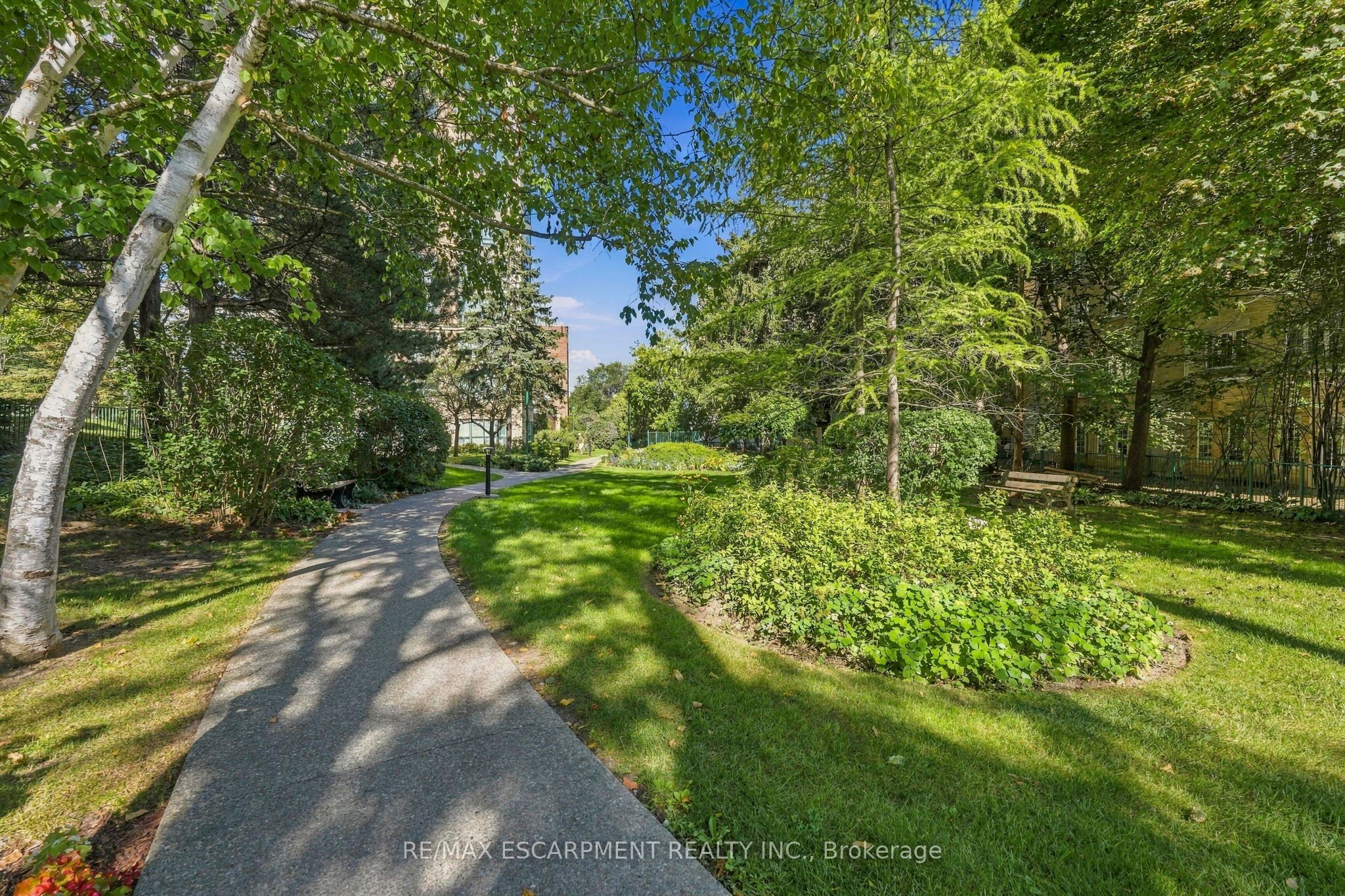 100 Millside Drive 403 Property Photo 37