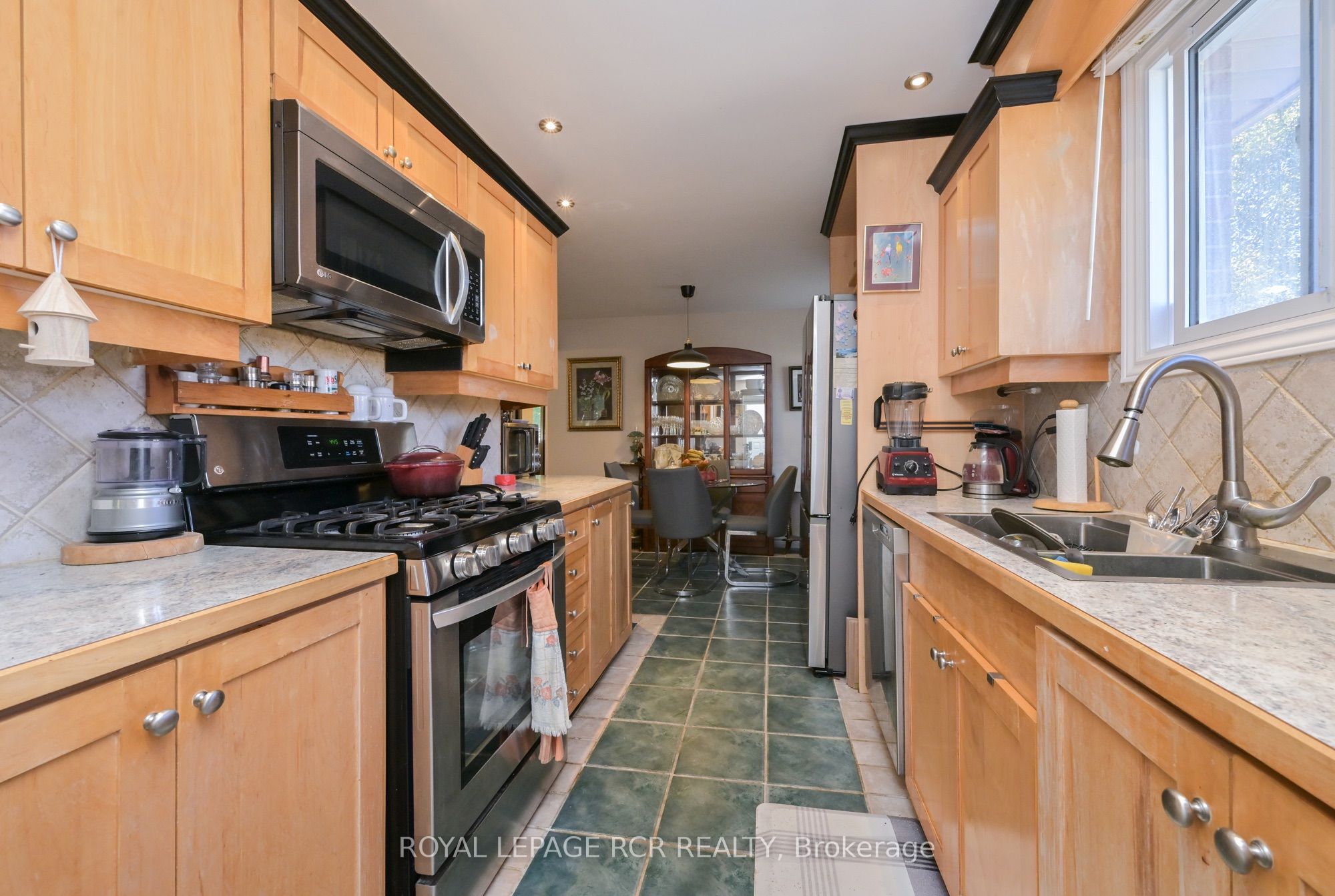 41 Madison Avenue Property Photo 4