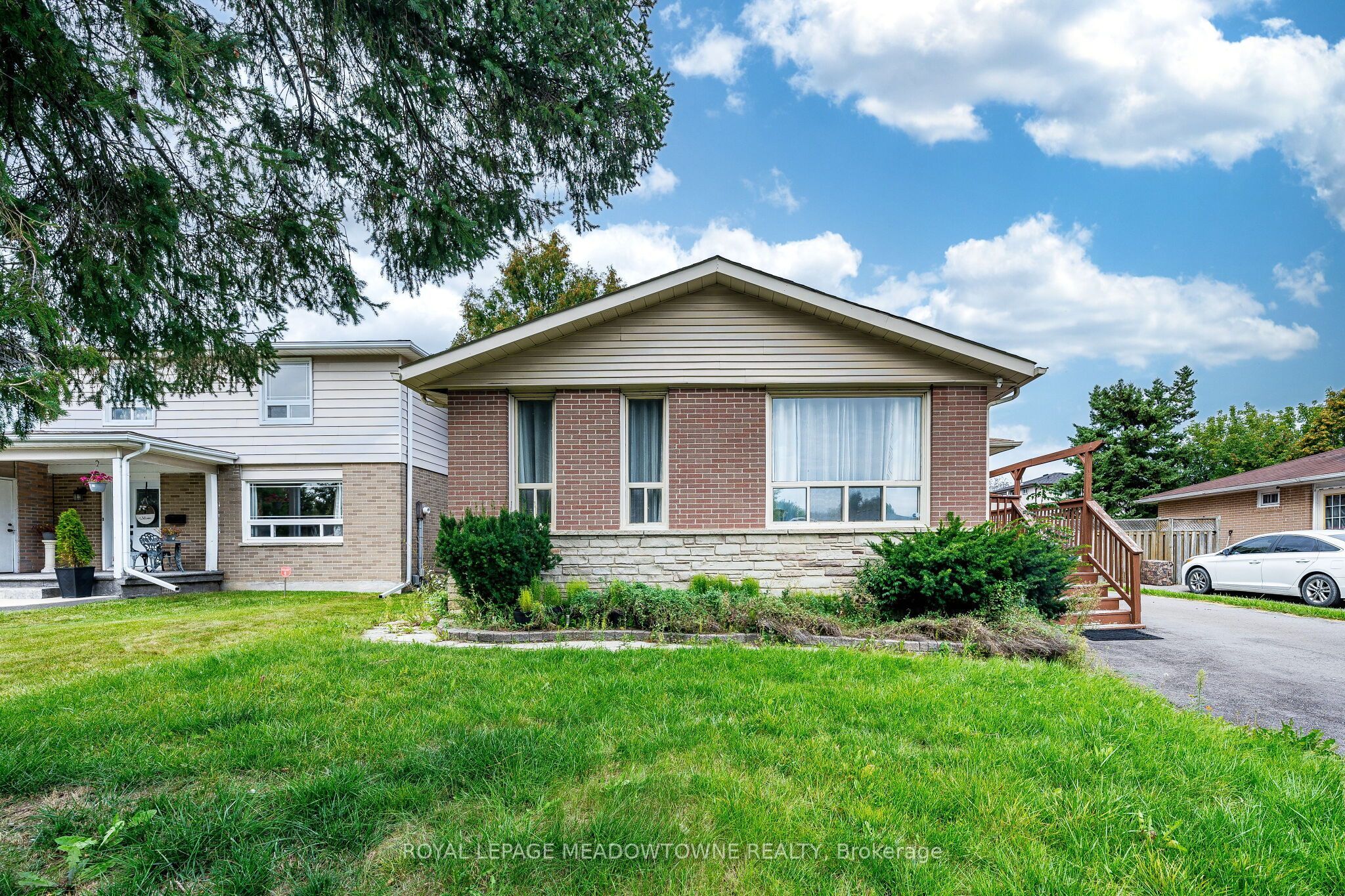 46 Reigate Avenue Property Photo 2