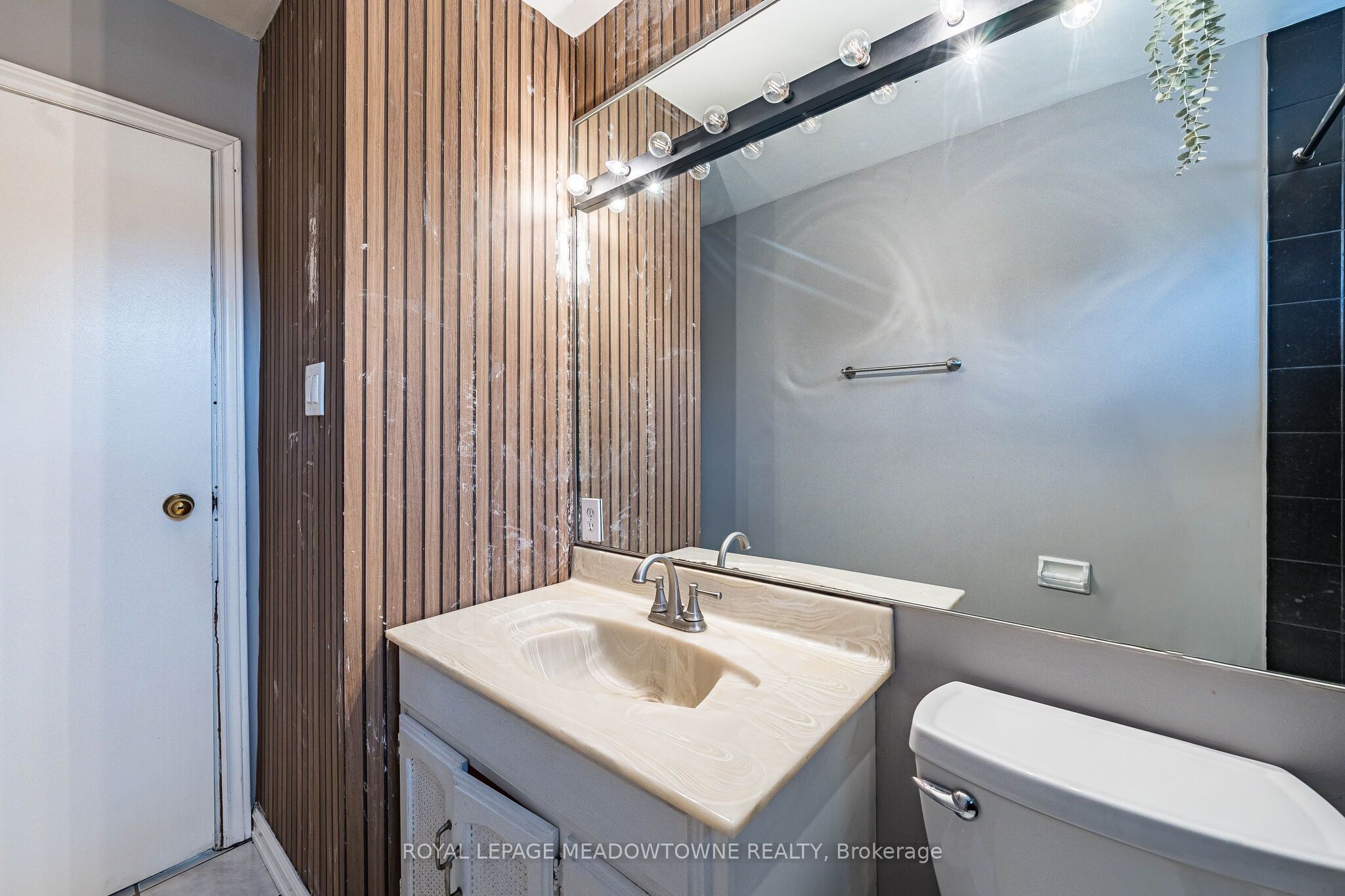46 Reigate Avenue Property Photo 32