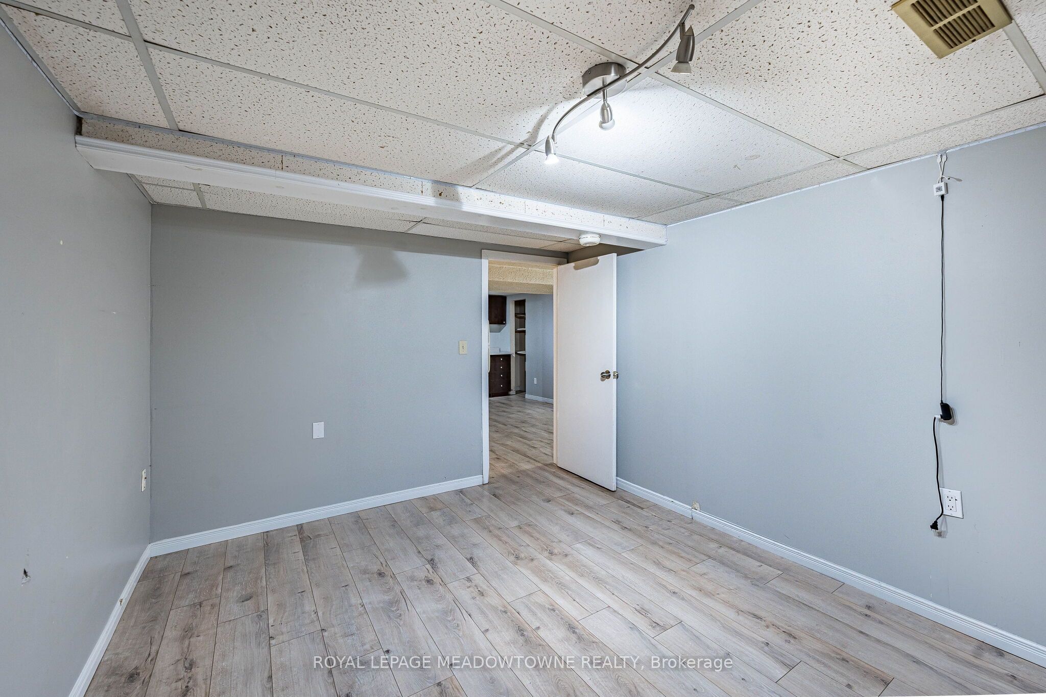 46 Reigate Avenue Property Photo 40