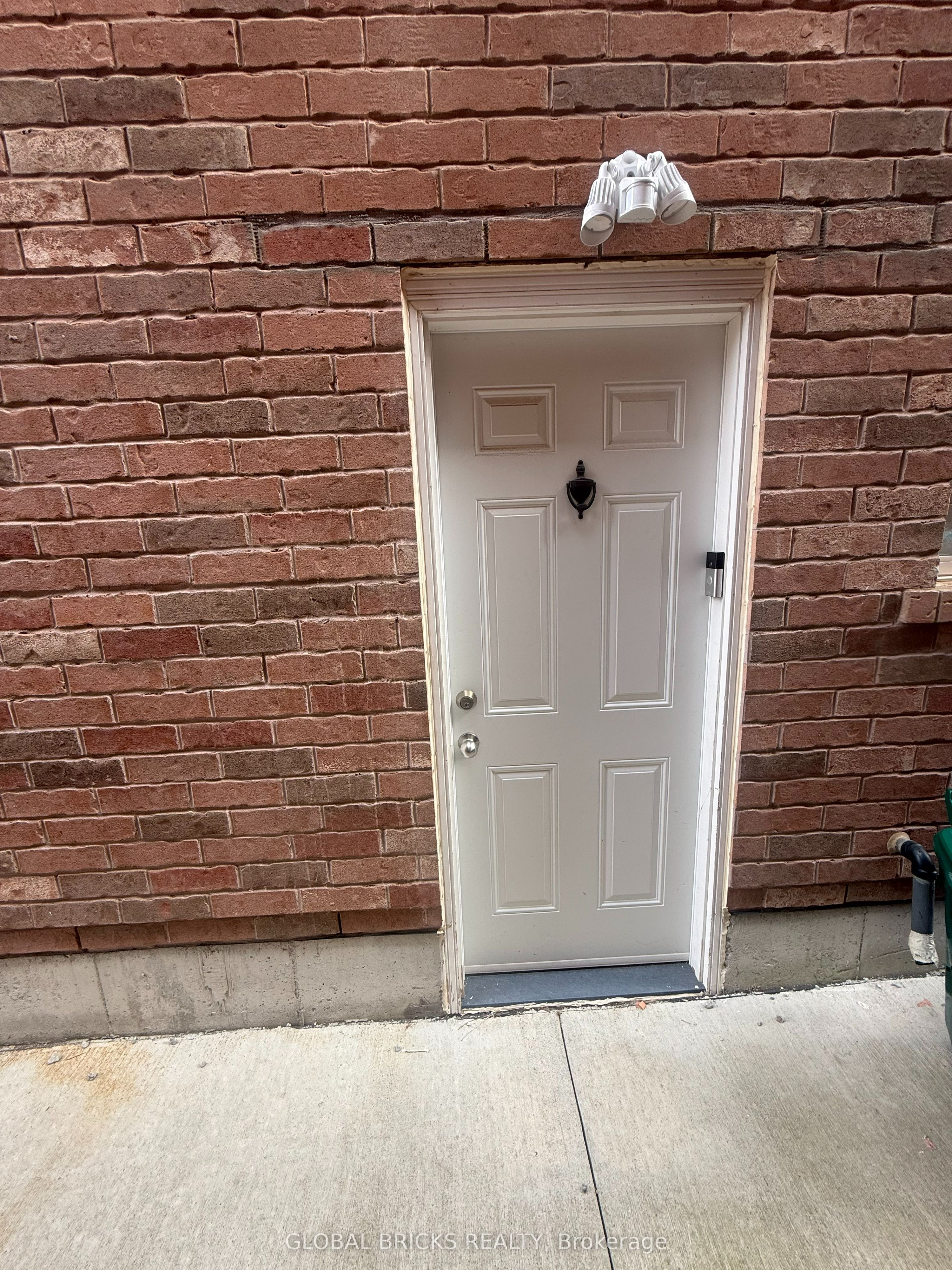 384 Michener Place S Property Photo 1