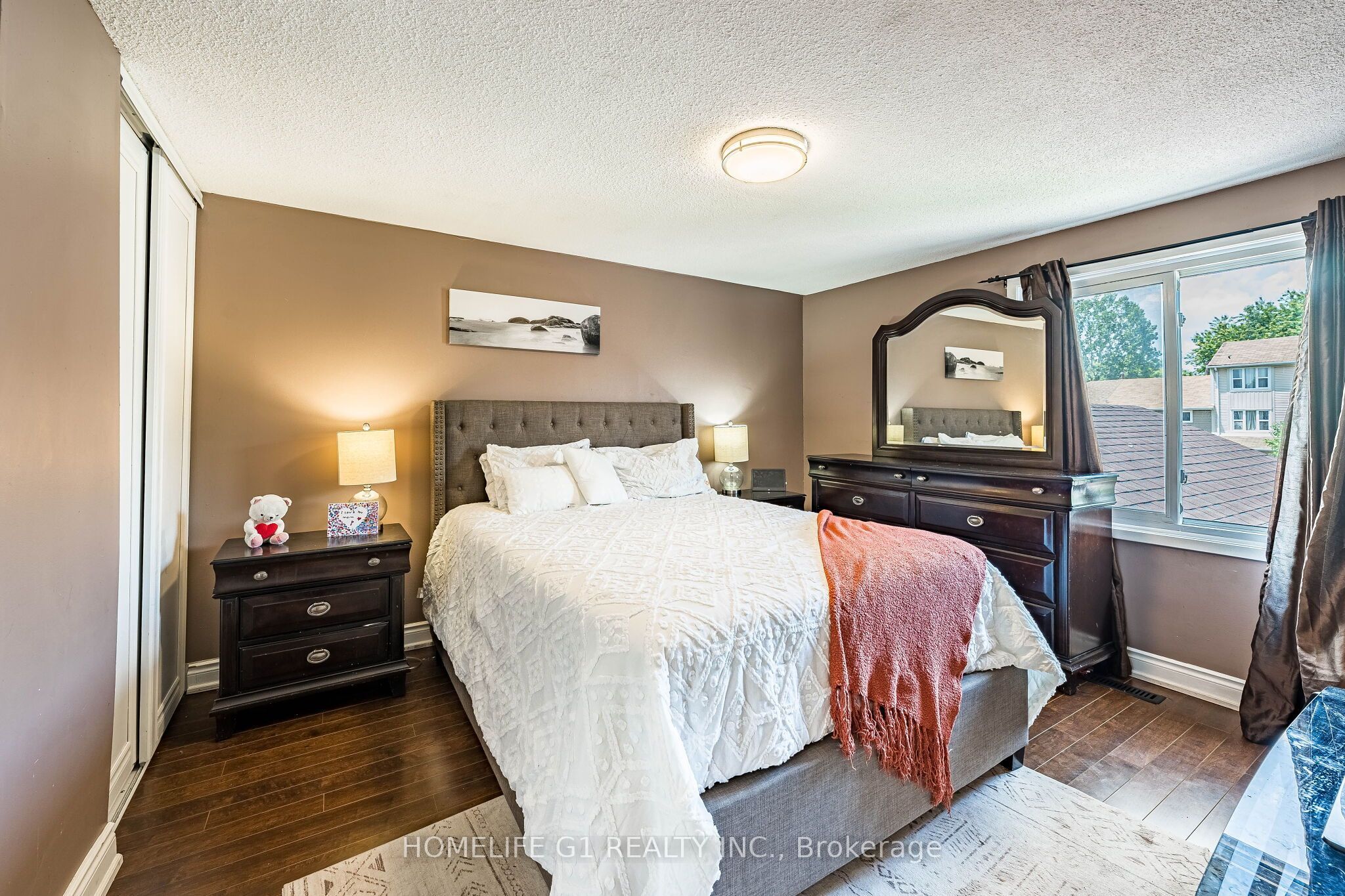 48 Thatcher Court Property Photo 17