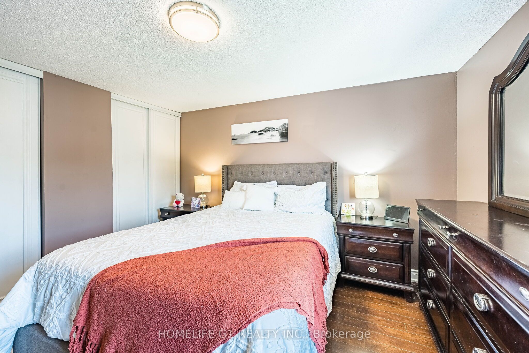 48 Thatcher Court Property Photo 18