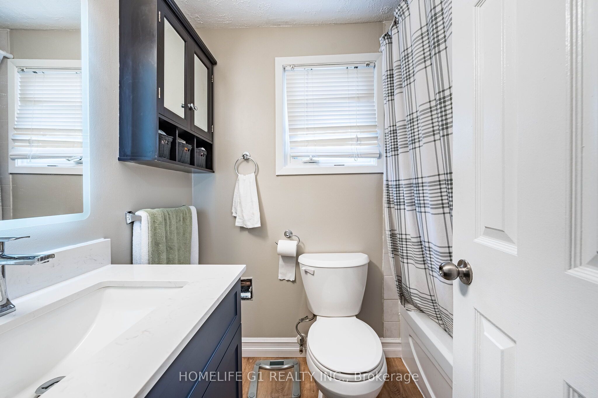 48 Thatcher Court Property Photo 23