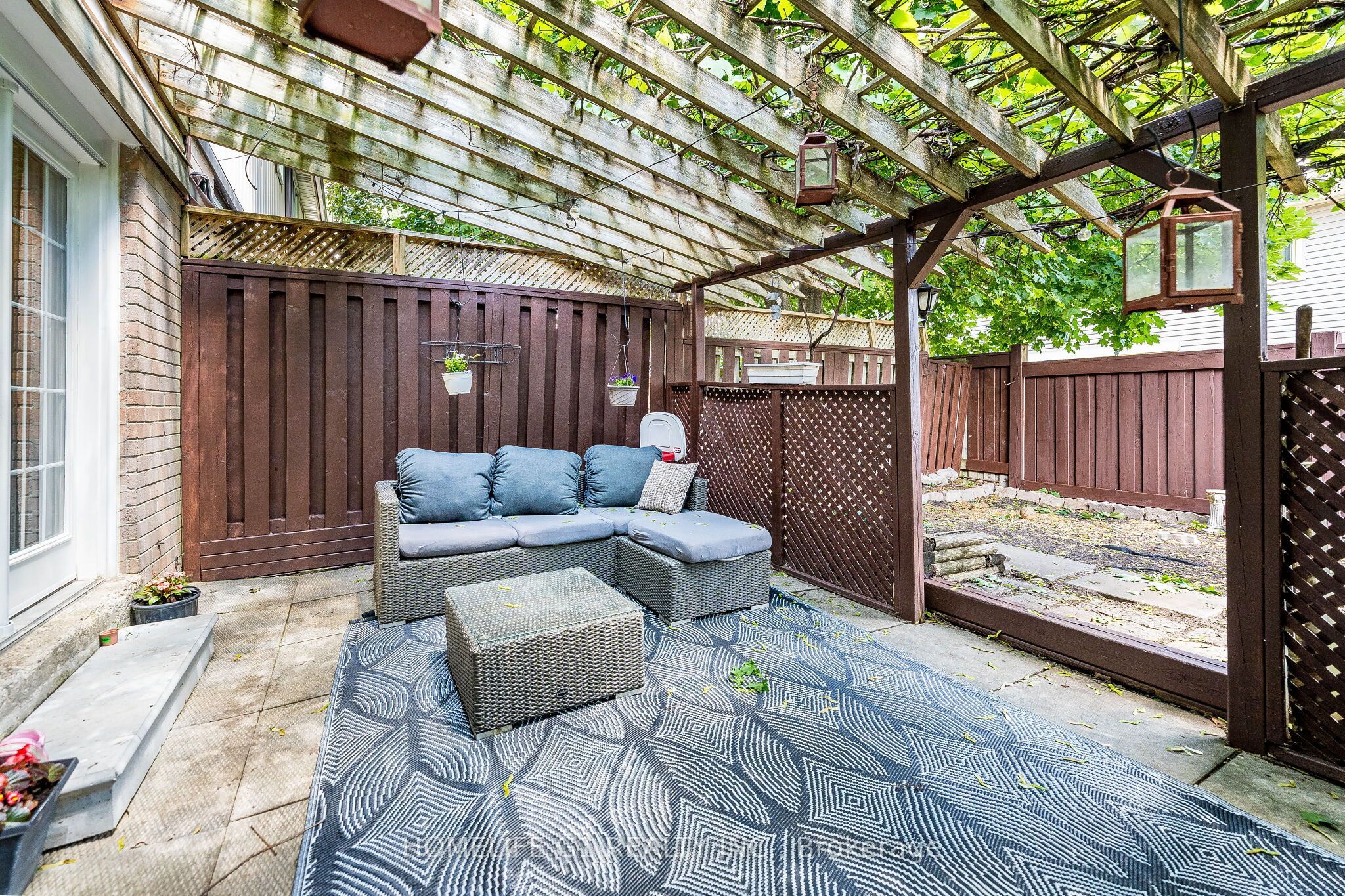 48 Thatcher Court Property Photo 33