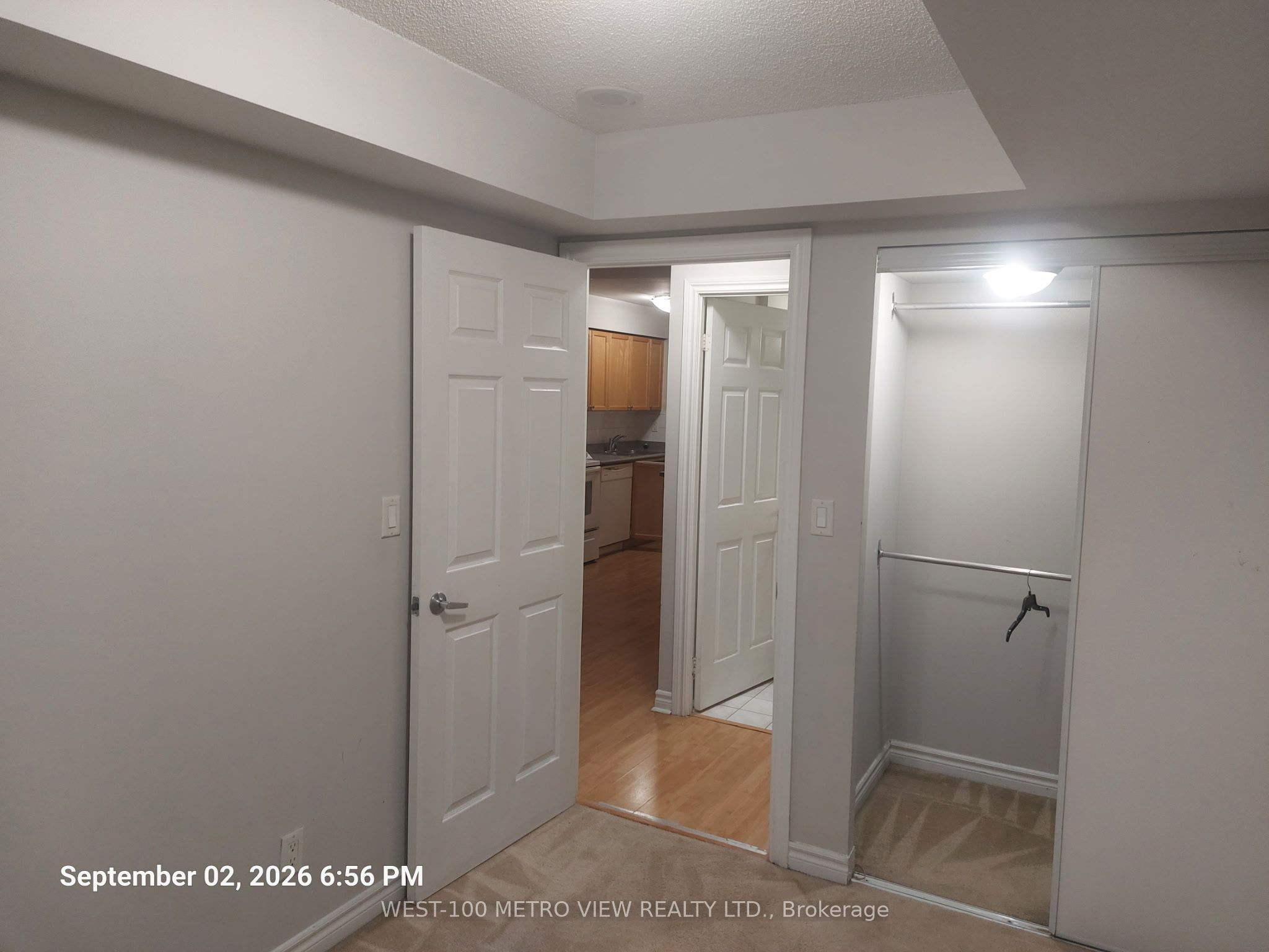 3888 Duke Of York Boulevard 2623 Property Photo 6