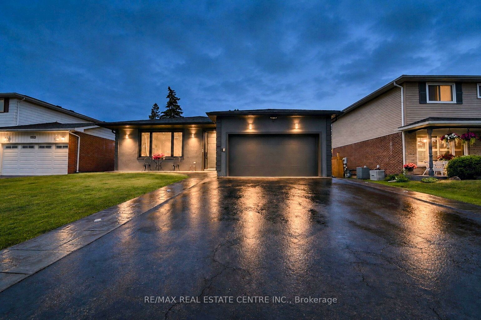 3158 Valmarie Avenue Property Photo 2