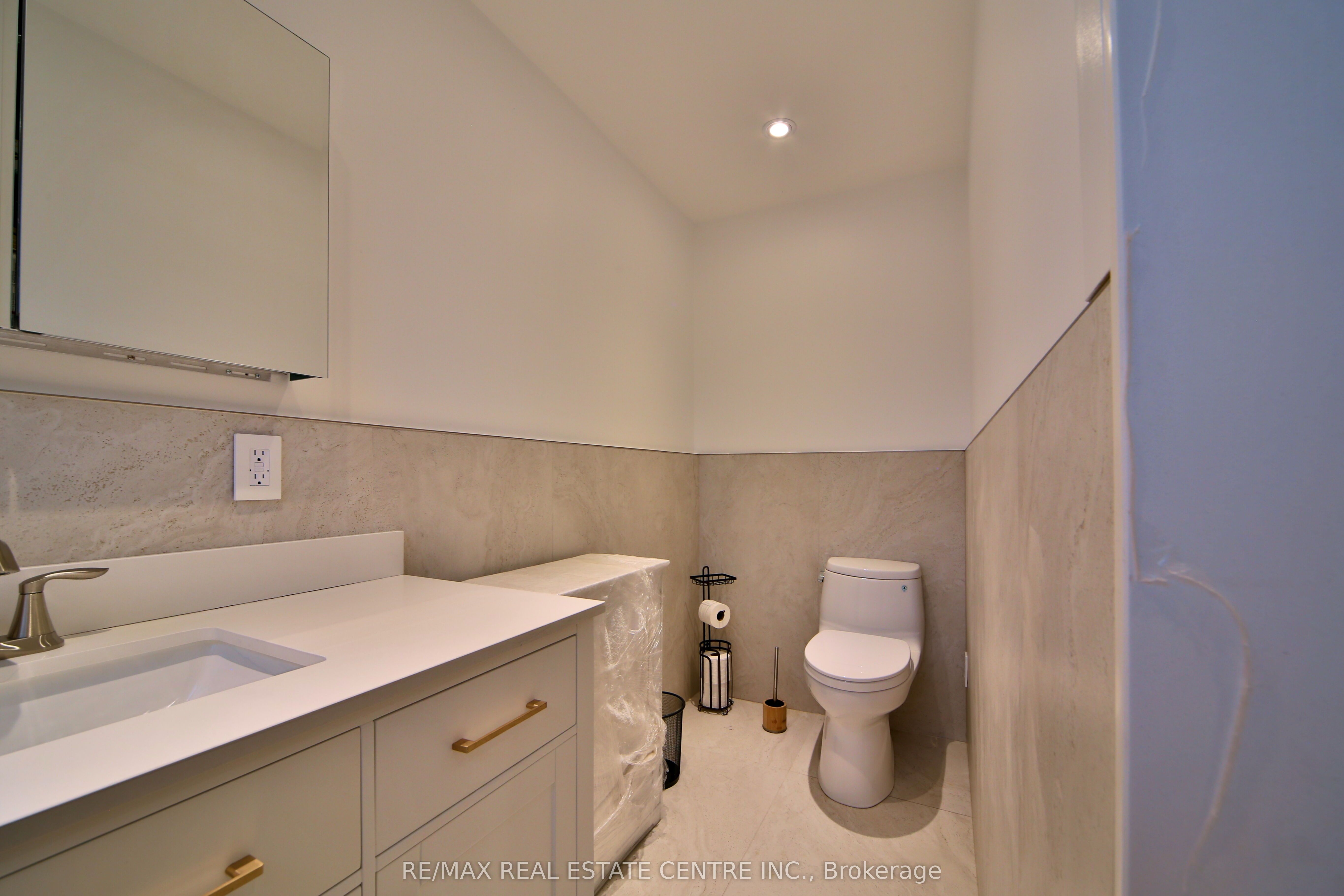 3158 Valmarie Avenue Property Photo 20
