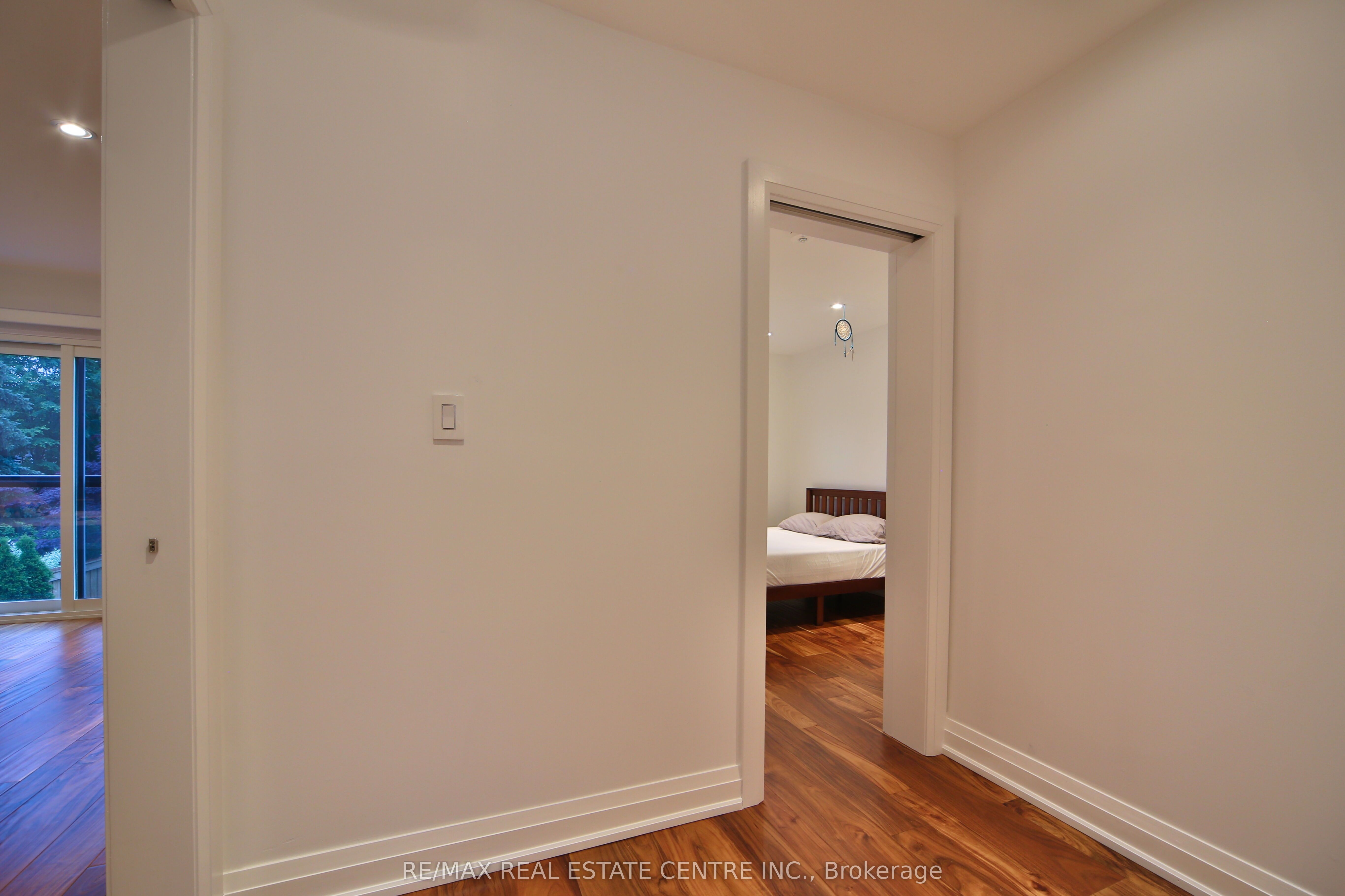 3158 Valmarie Avenue Property Photo 22