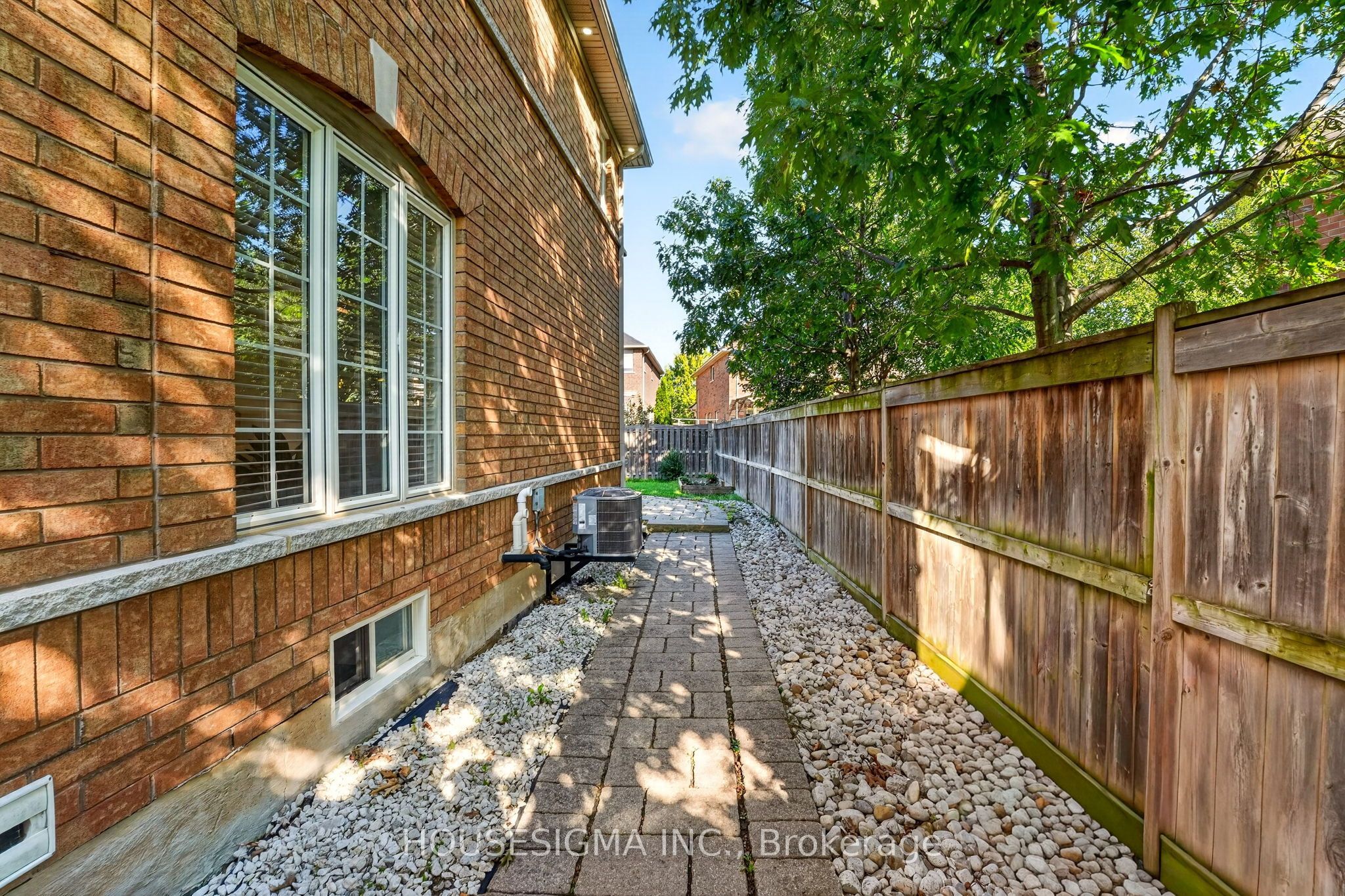 5261 Palmetto Place Property Photo 38