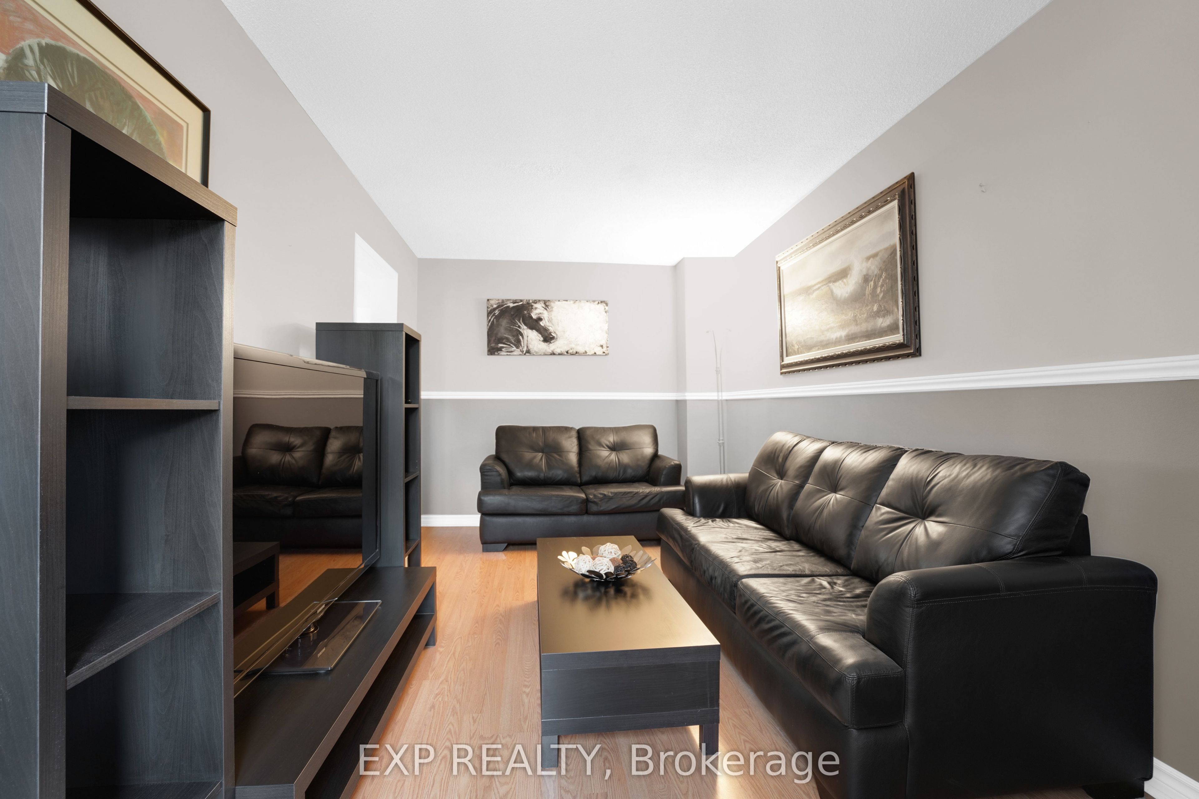 271 Murray Street Property Photo 12