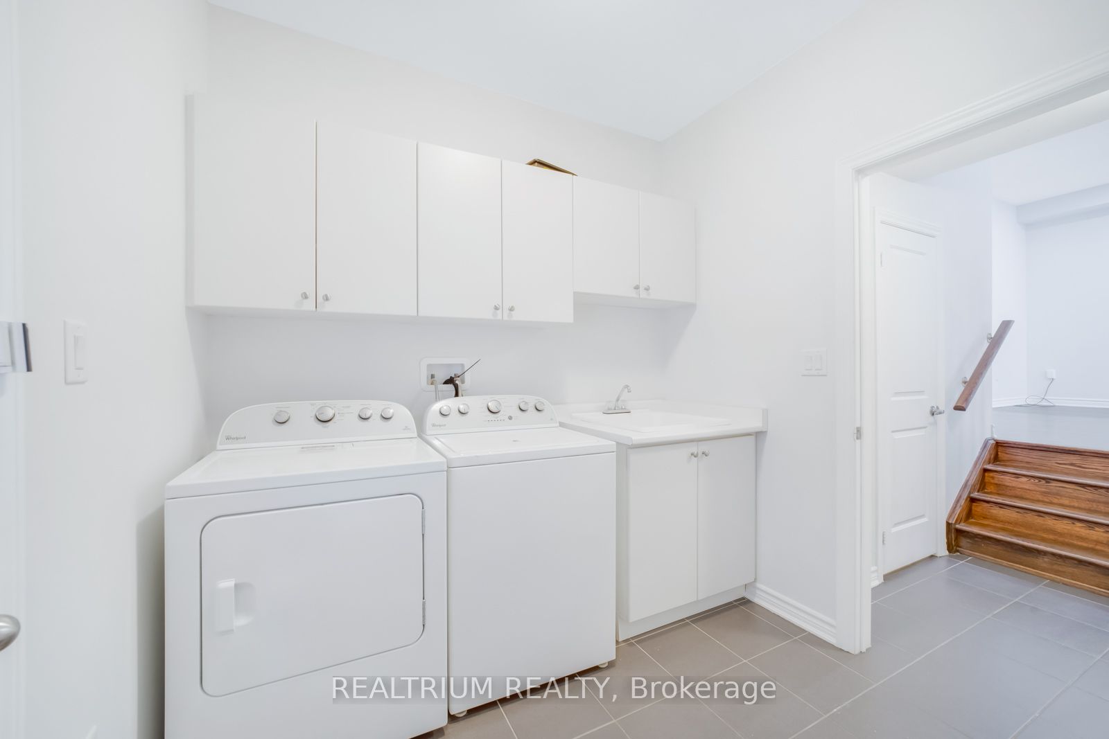 22 Clockwork Drive Property Photo 17