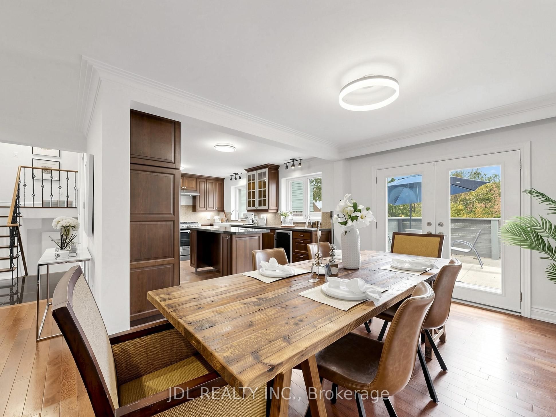 32 Ashmount Crescent Property Photo 11