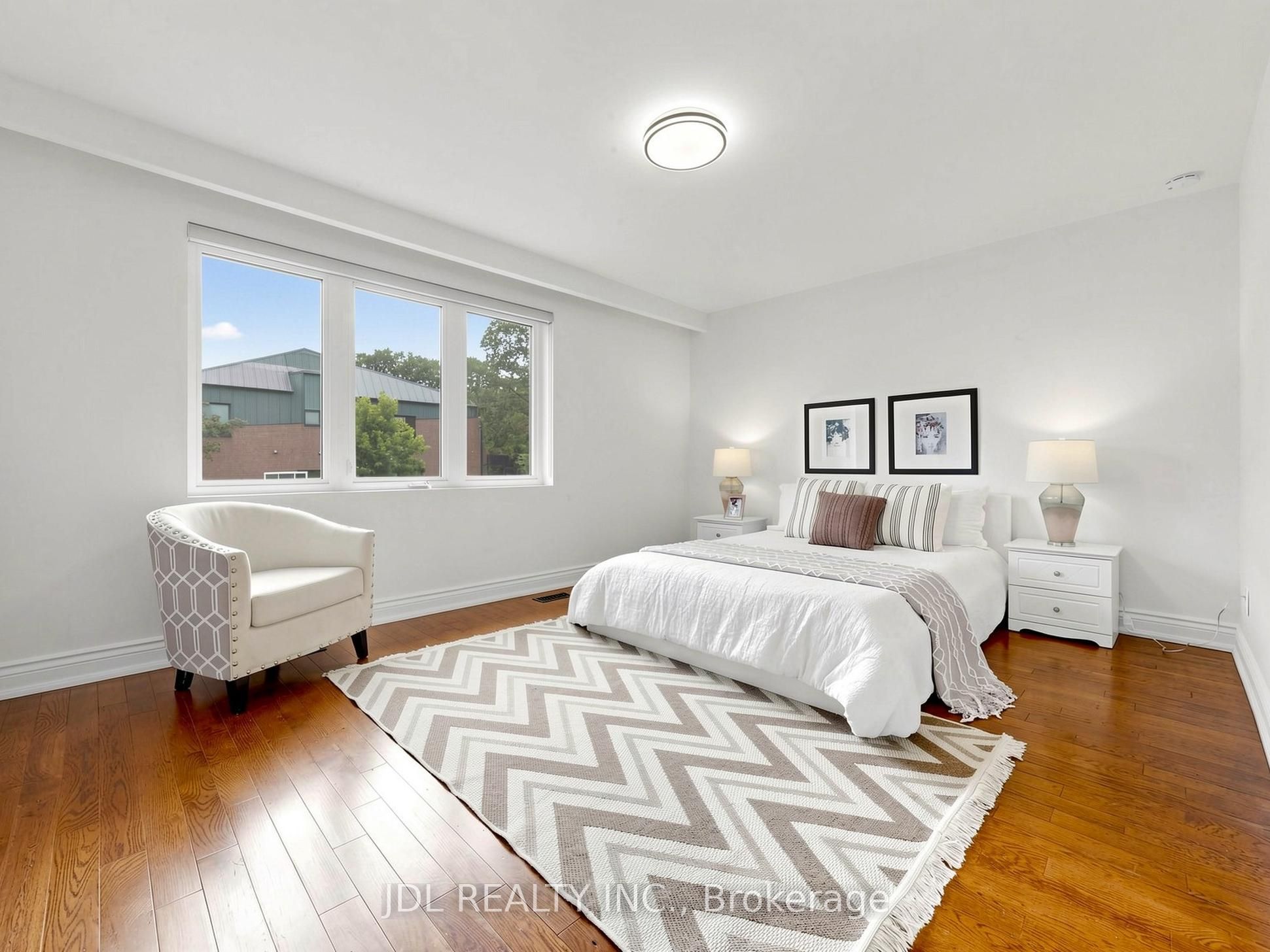 32 Ashmount Crescent Property Photo 20
