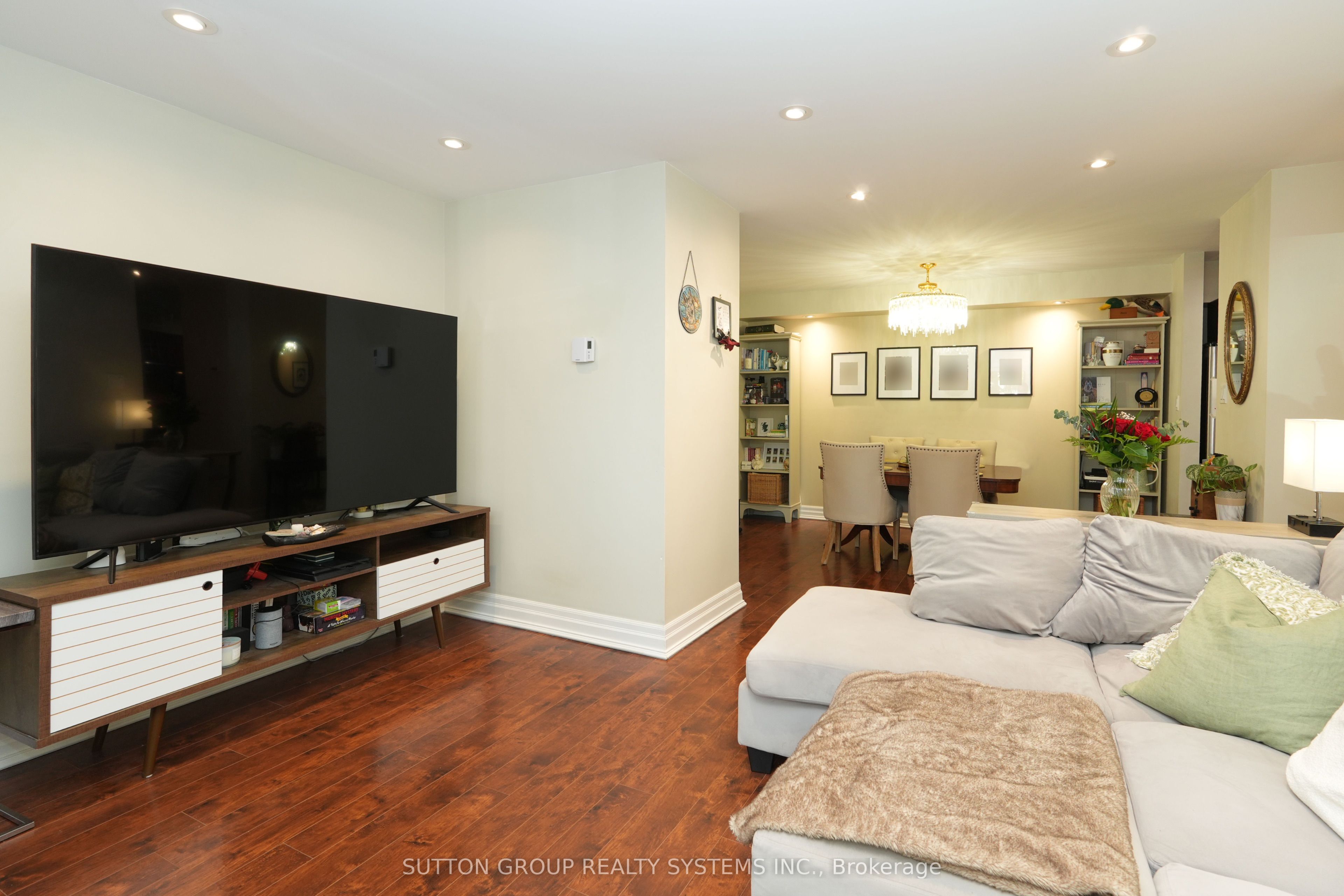 1508 Pilgrims Way 812 Property Photo 12