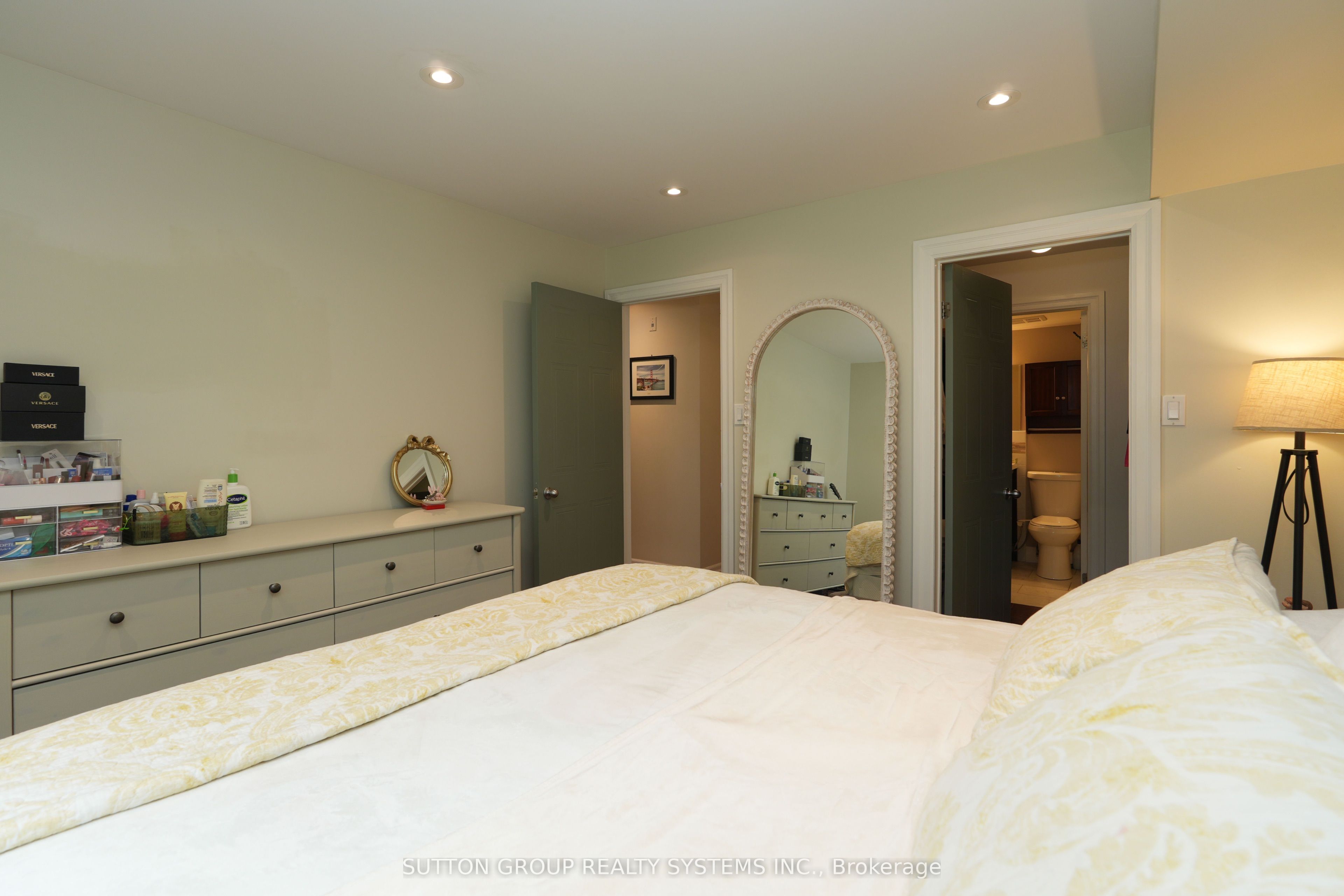 1508 Pilgrims Way 812 Property Photo 17