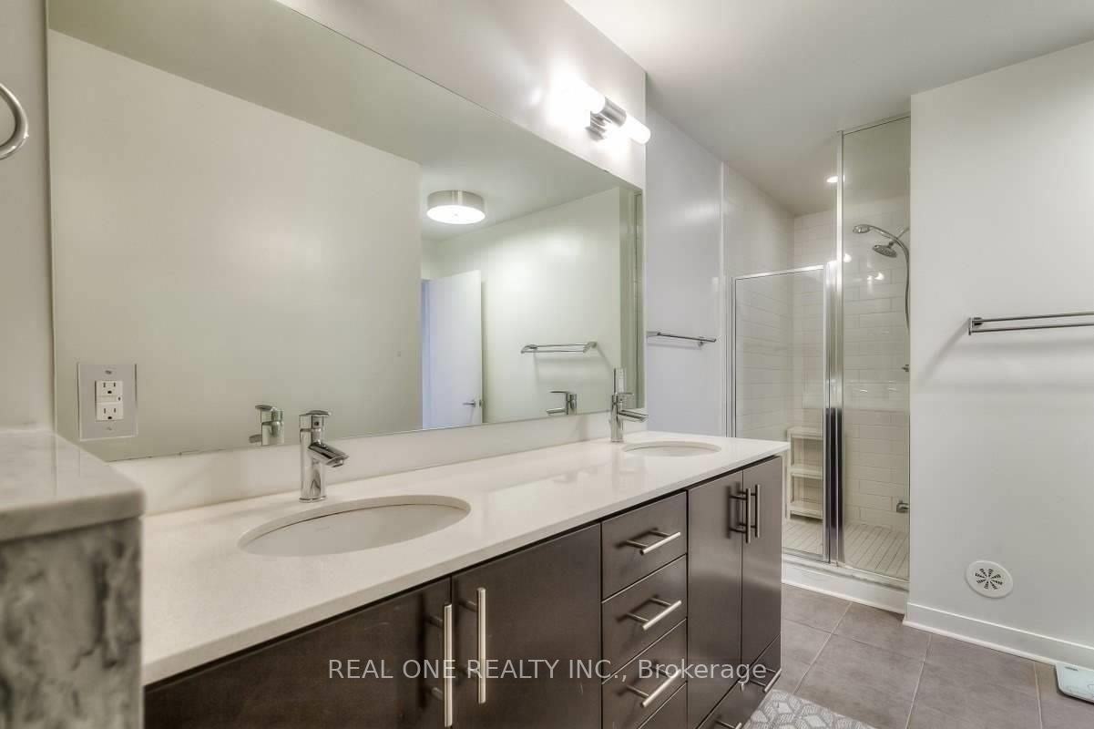 370 Square One Drive Th23 C Property Photo 10